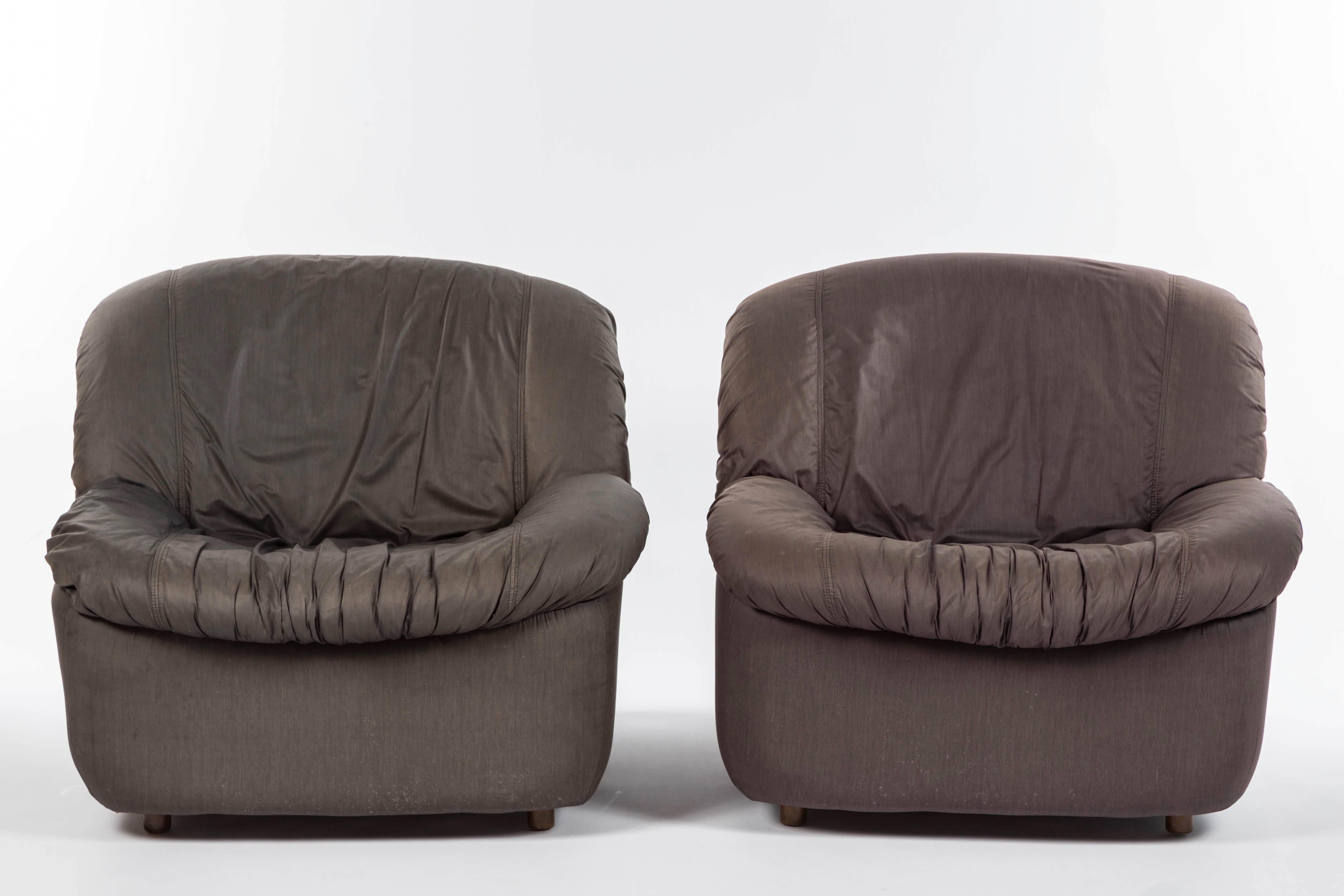 Pair of modern lounge chairs in original black parachute fabric, USA, 1970s.