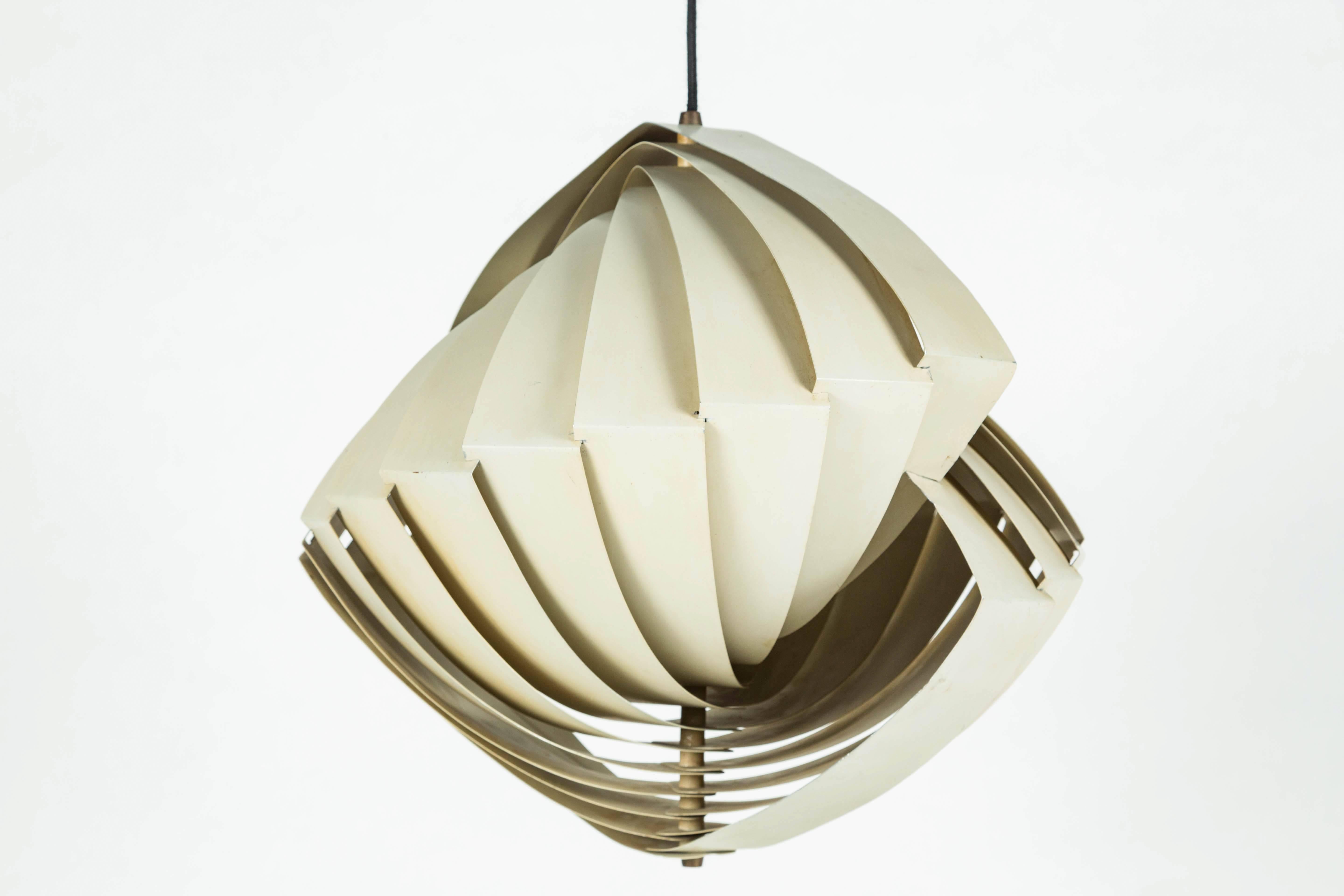 LOUIS WEISDORF SEASHELL LAMP, DENMARK, c. 1960 For Sale 3