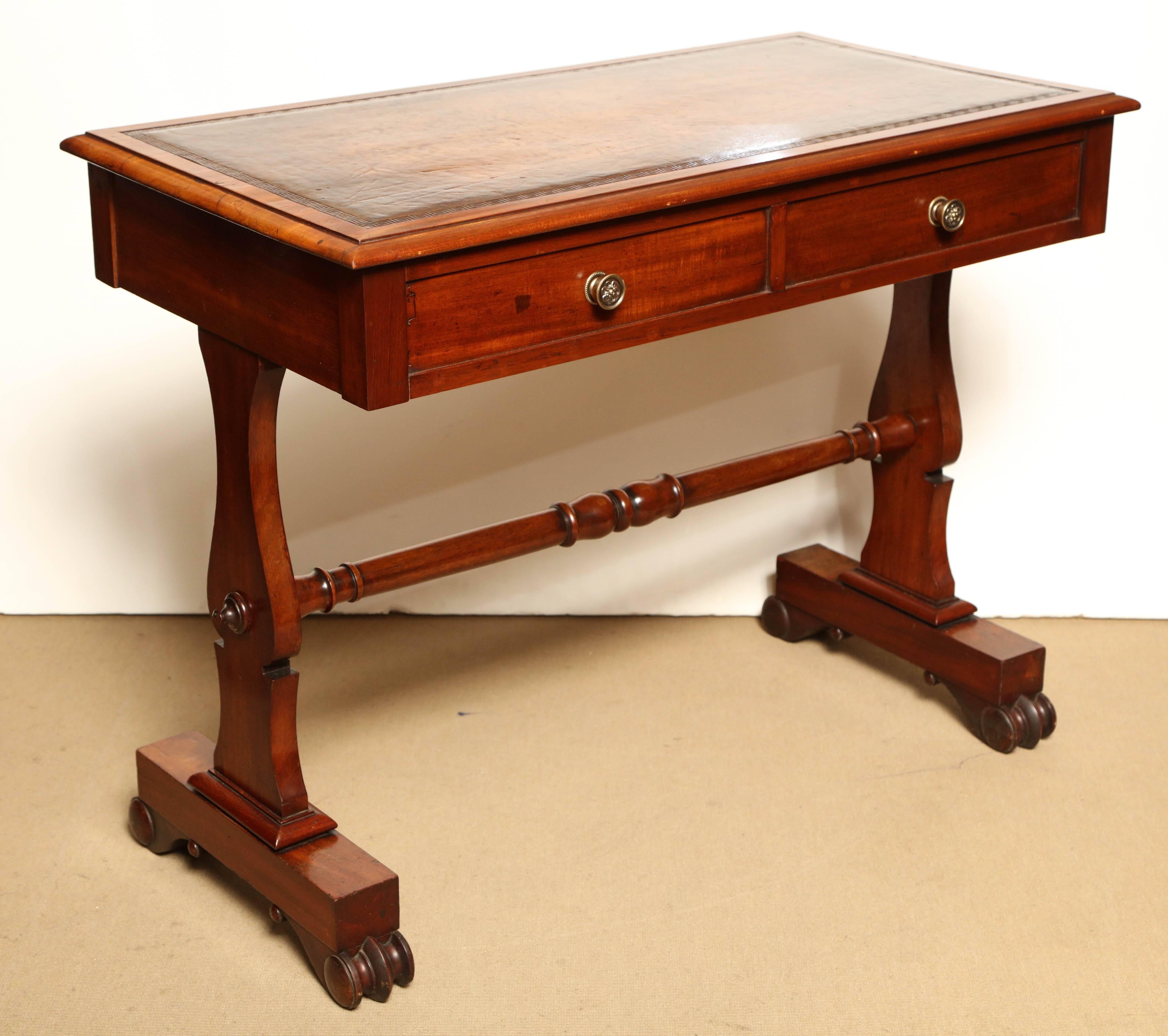 Mid-19th Century English, Mahogany and Leather Top Desk 6