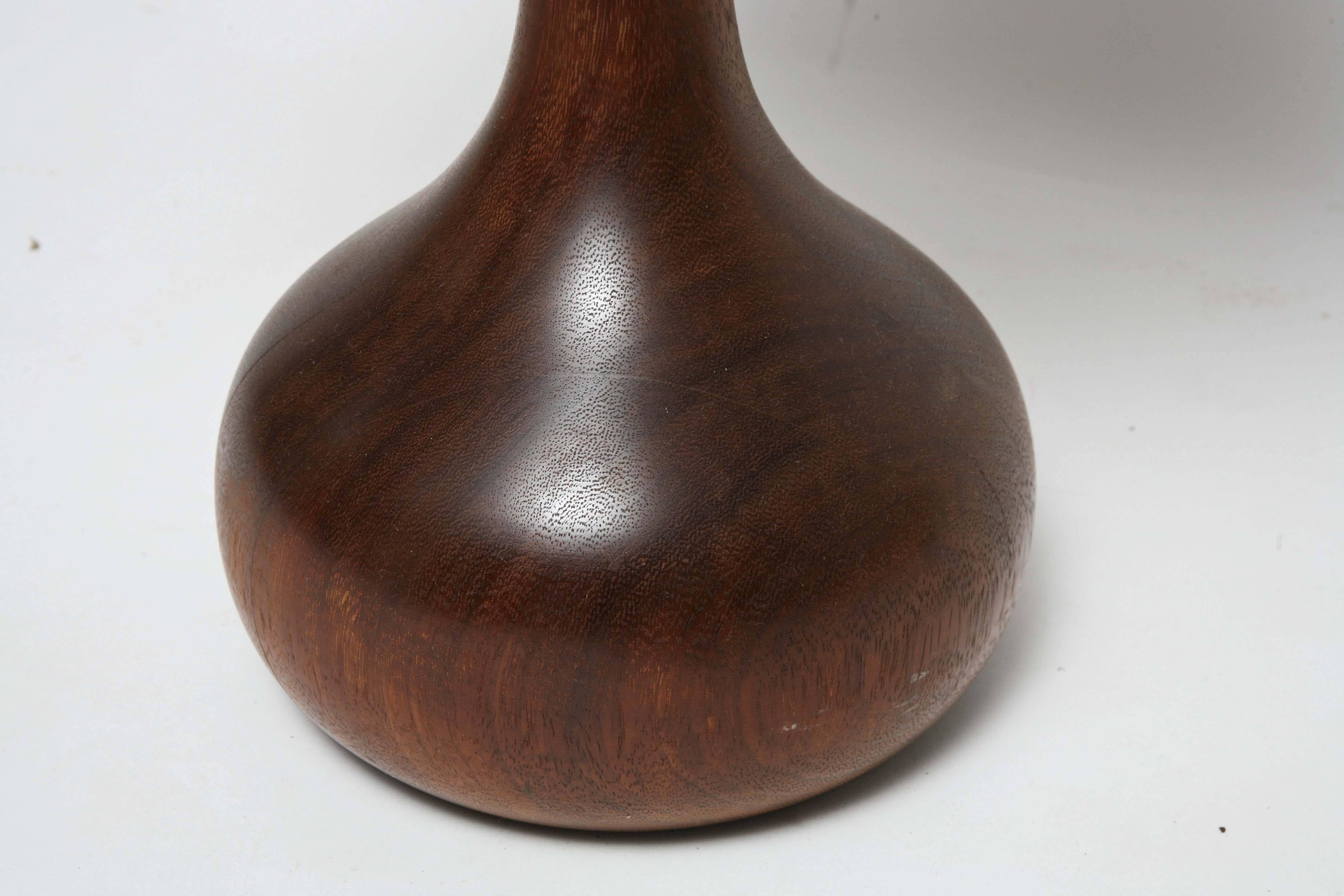 Mid-Century Danish Modern Wood Teardrop Table Floor Lamp Gordon Martz Style In Good Condition In Miami, FL