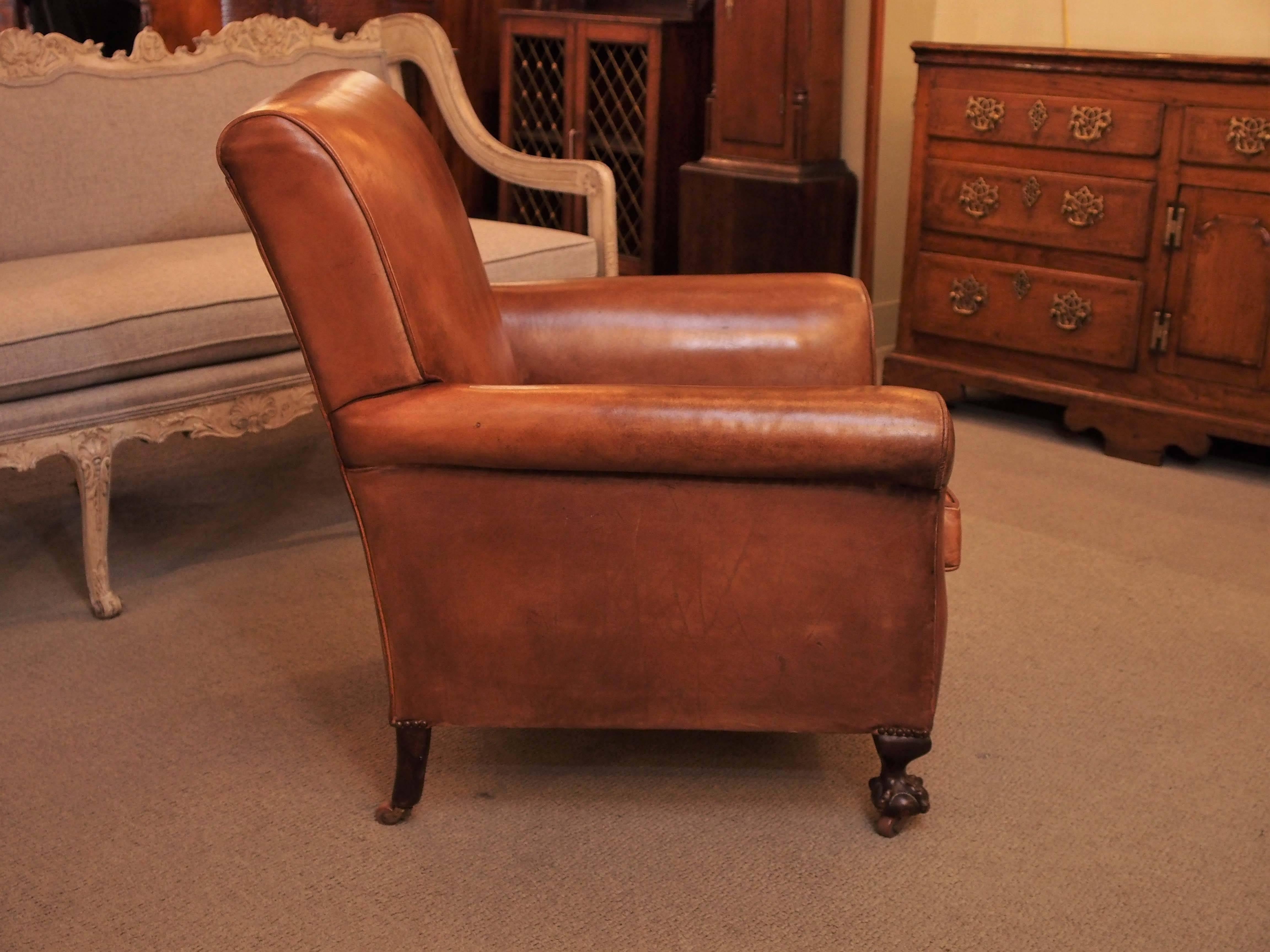 Antique English Club Chair In Good Condition In New Orleans, LA