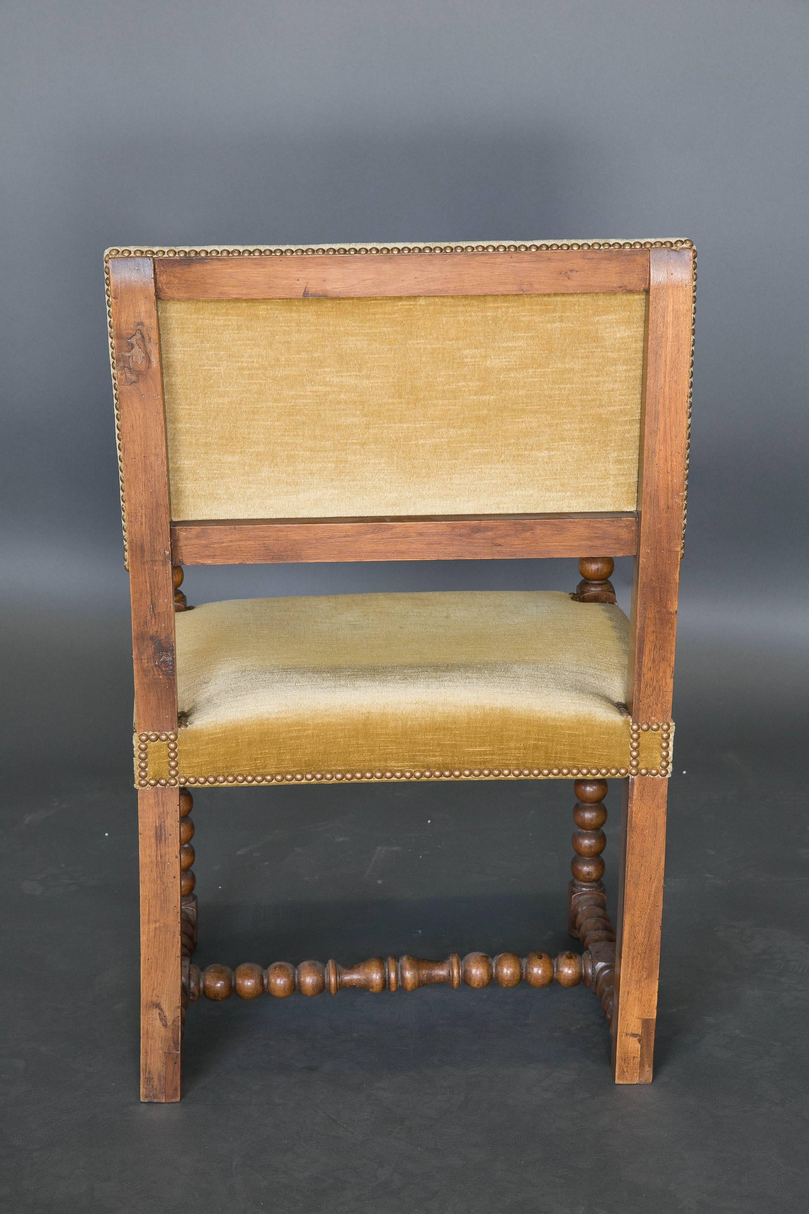 Italian Pair of 19th Century Walnut Bobbin Chairs