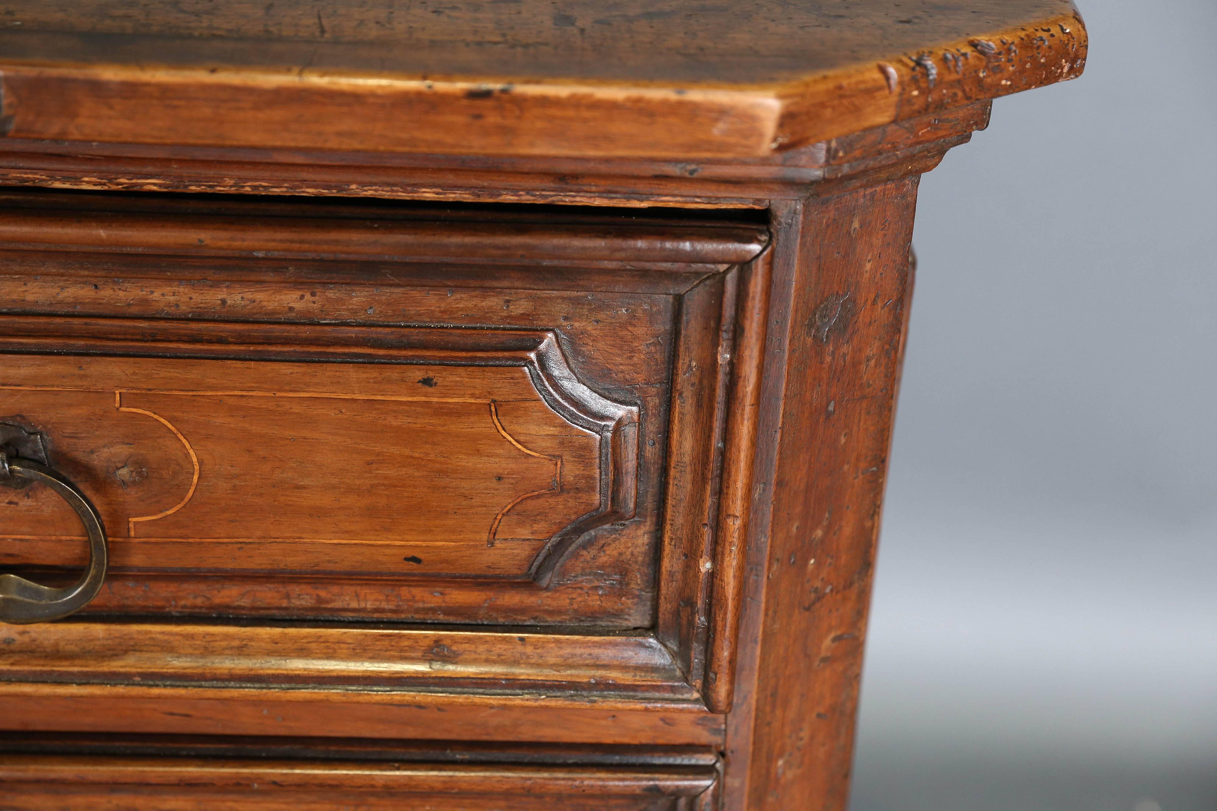 18th Century and Earlier Antique 18th Century Italian Walnut Chest of Drawers For Sale