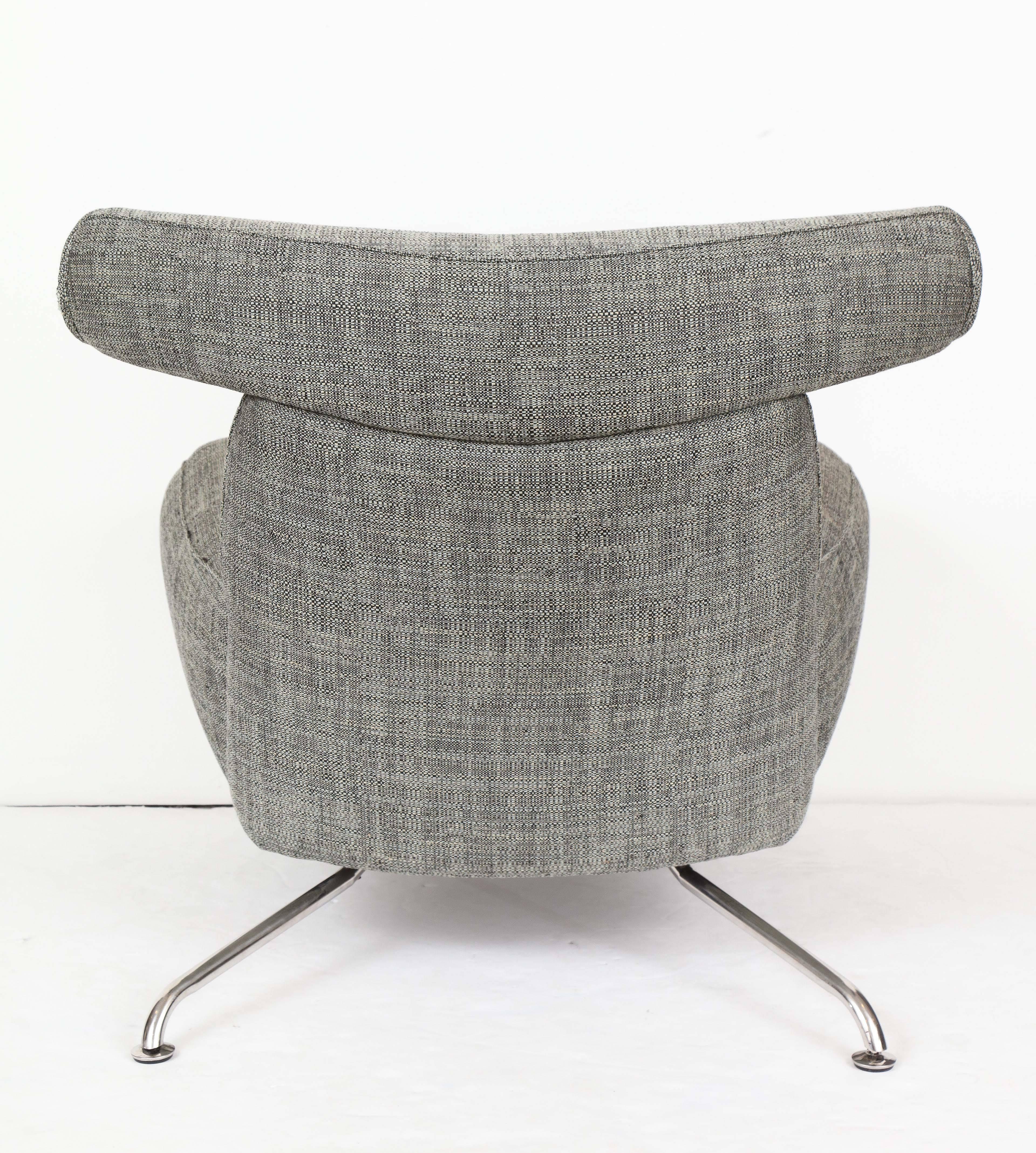 Ox Chair by Hans Wegner in Romo Fabric In Excellent Condition In New York, NY