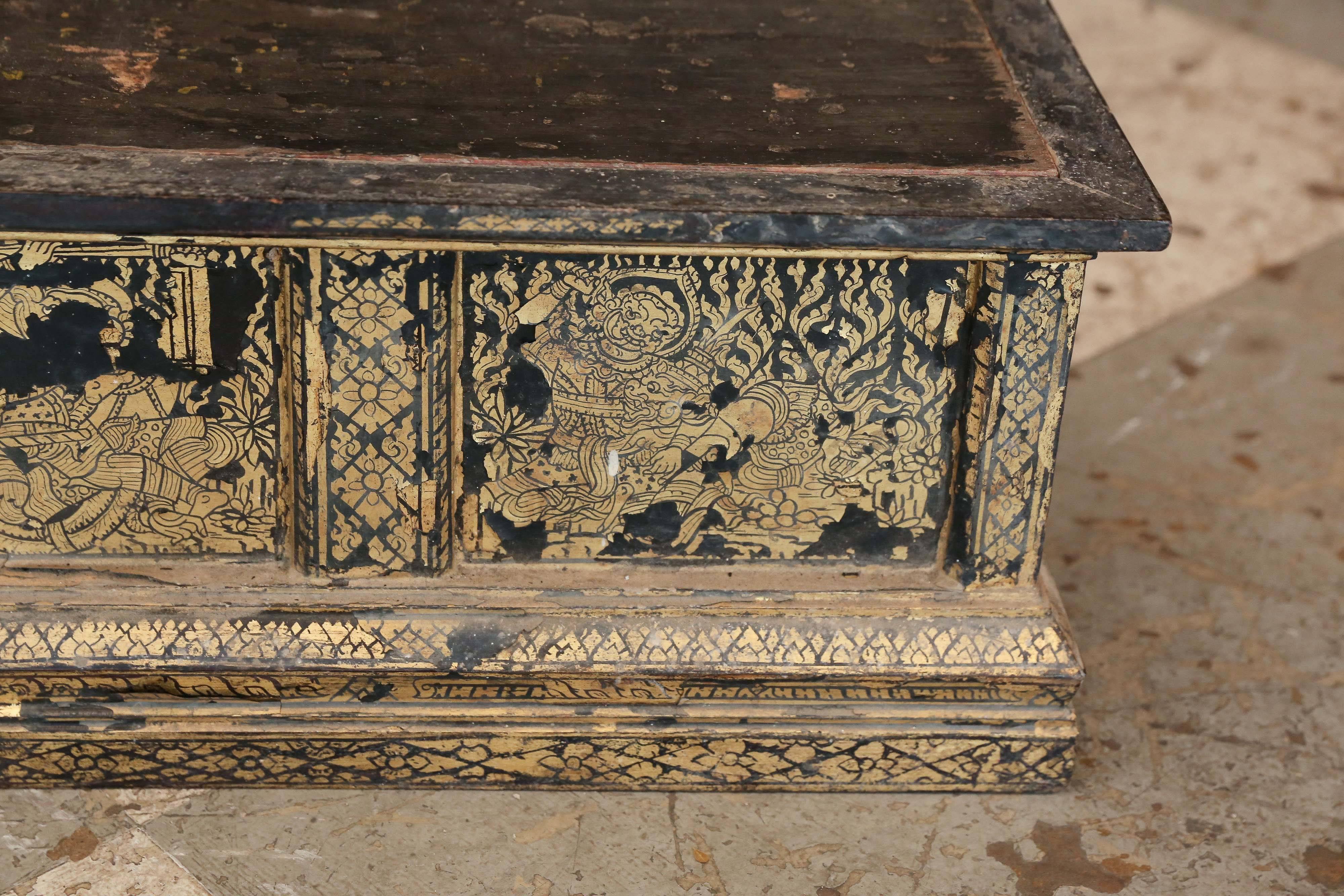 Giltwood 19th Century Thai Parcel-Gilt Buddhist Scroll Processional Box