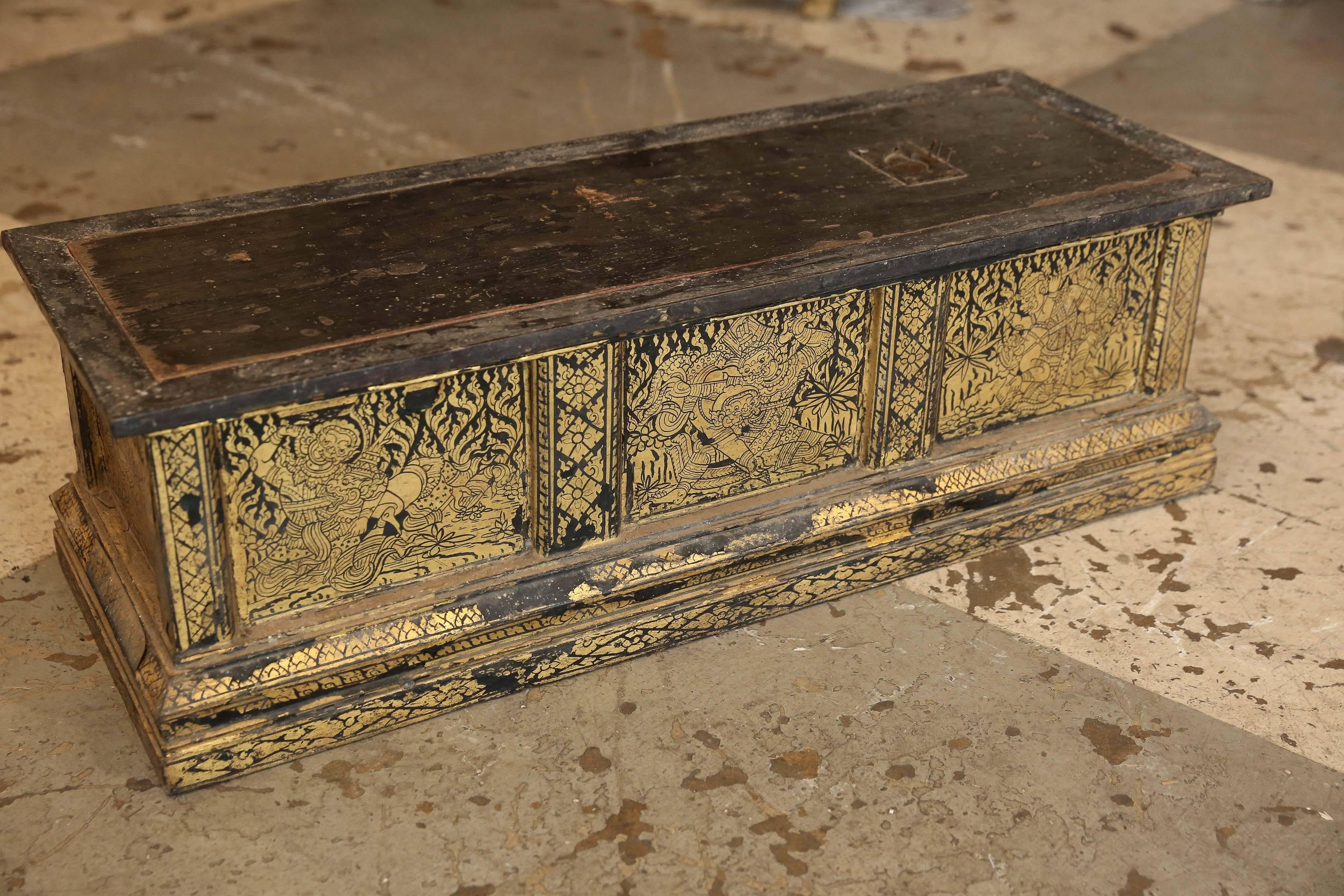 19th Century Thai Parcel-Gilt Buddhist Scroll Processional Box 3