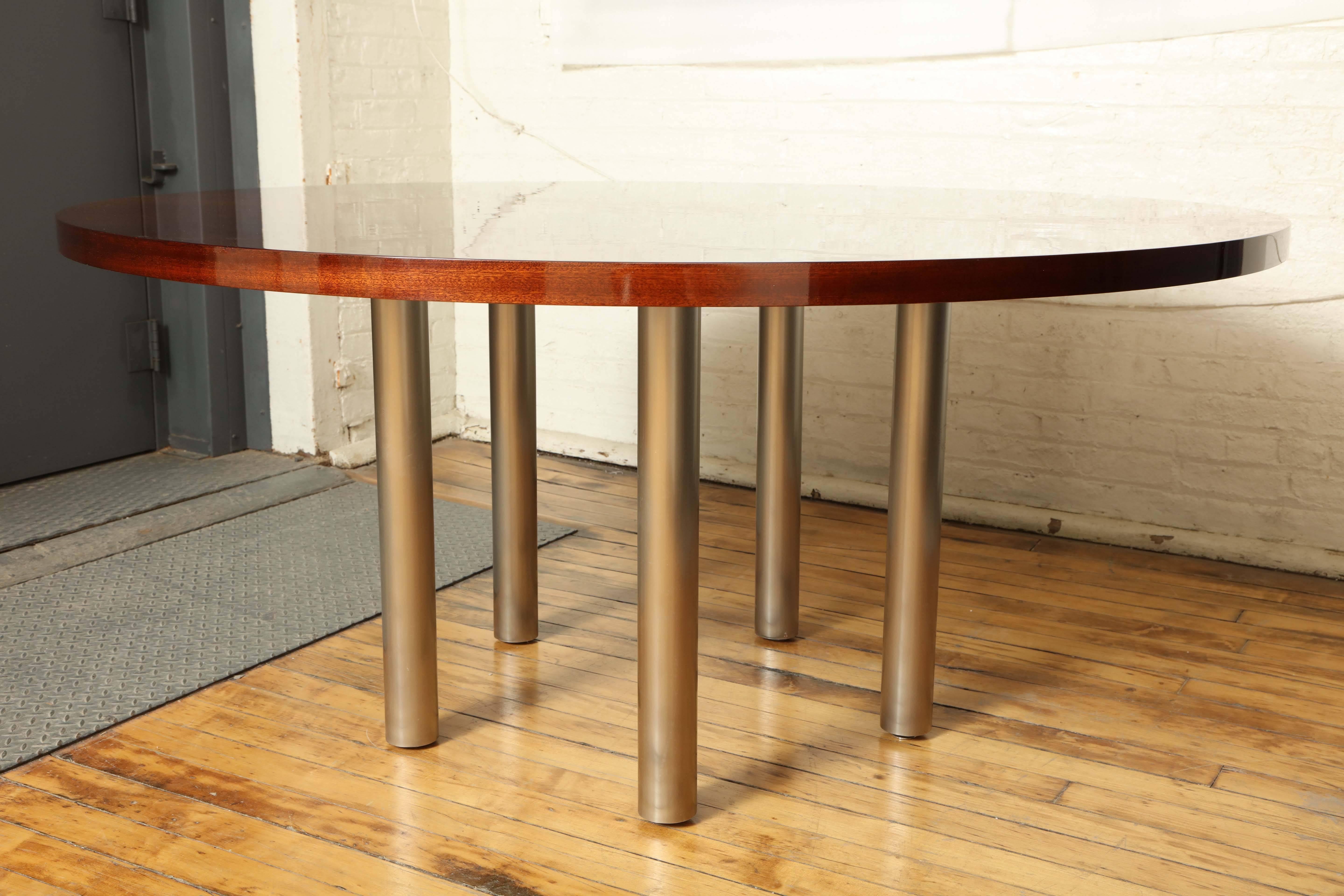 Modern Round Dining Table 1