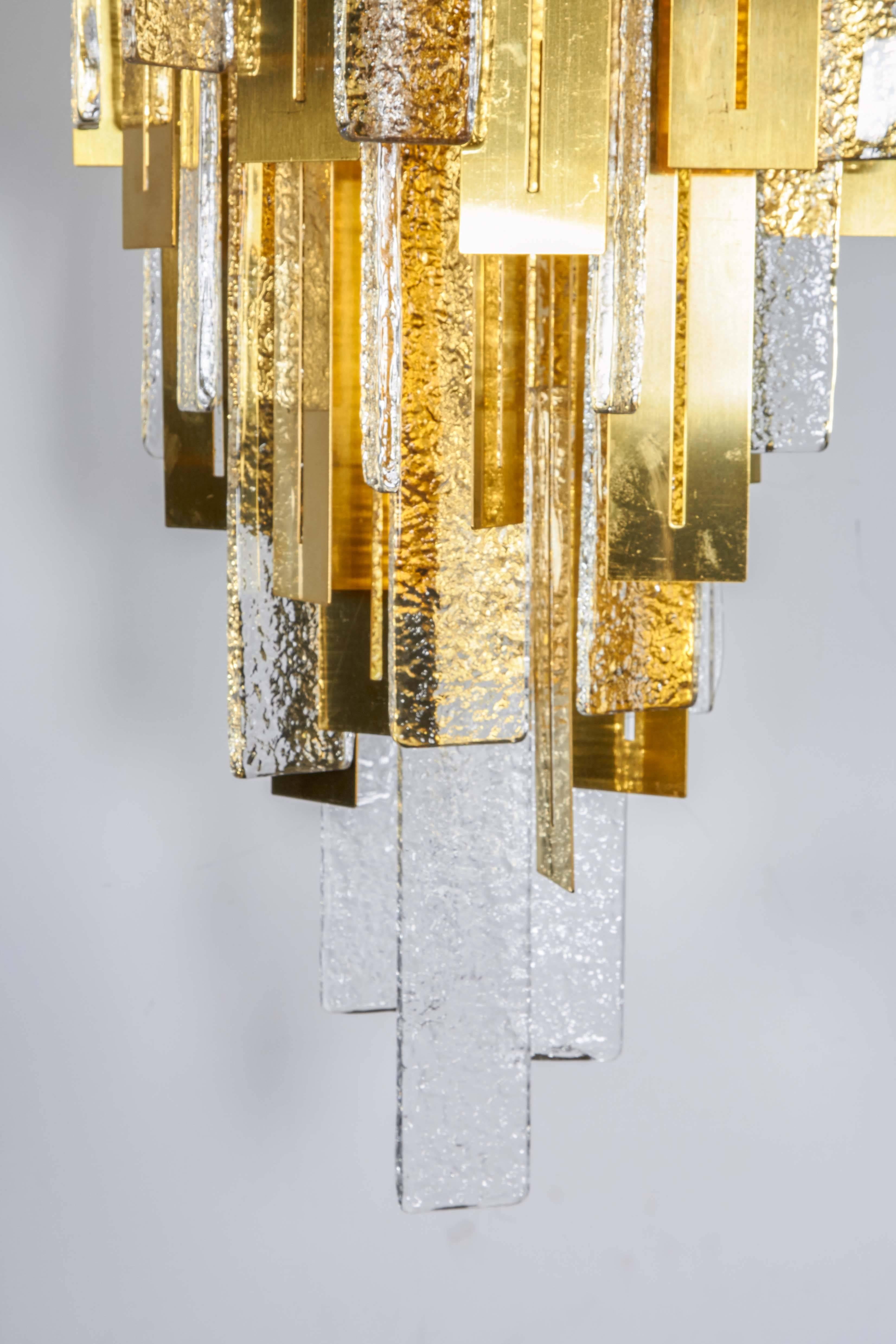 Italian Mazzega Murano Glass and Gold-Plated Pendant Drop Chandelier 