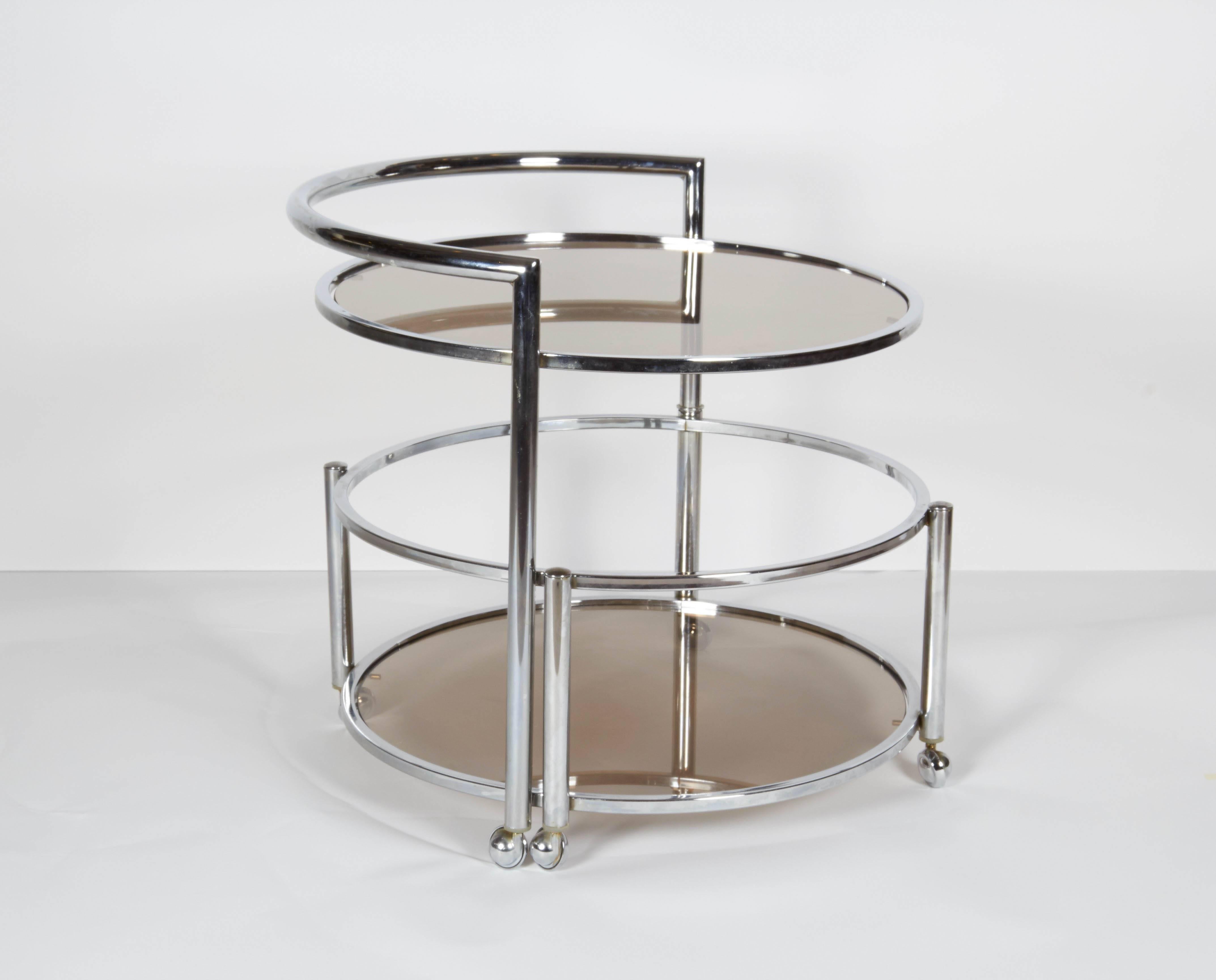 1970s Chrome Round Swivel Bar Cart with Smoked Glass In Good Condition In New York, NY