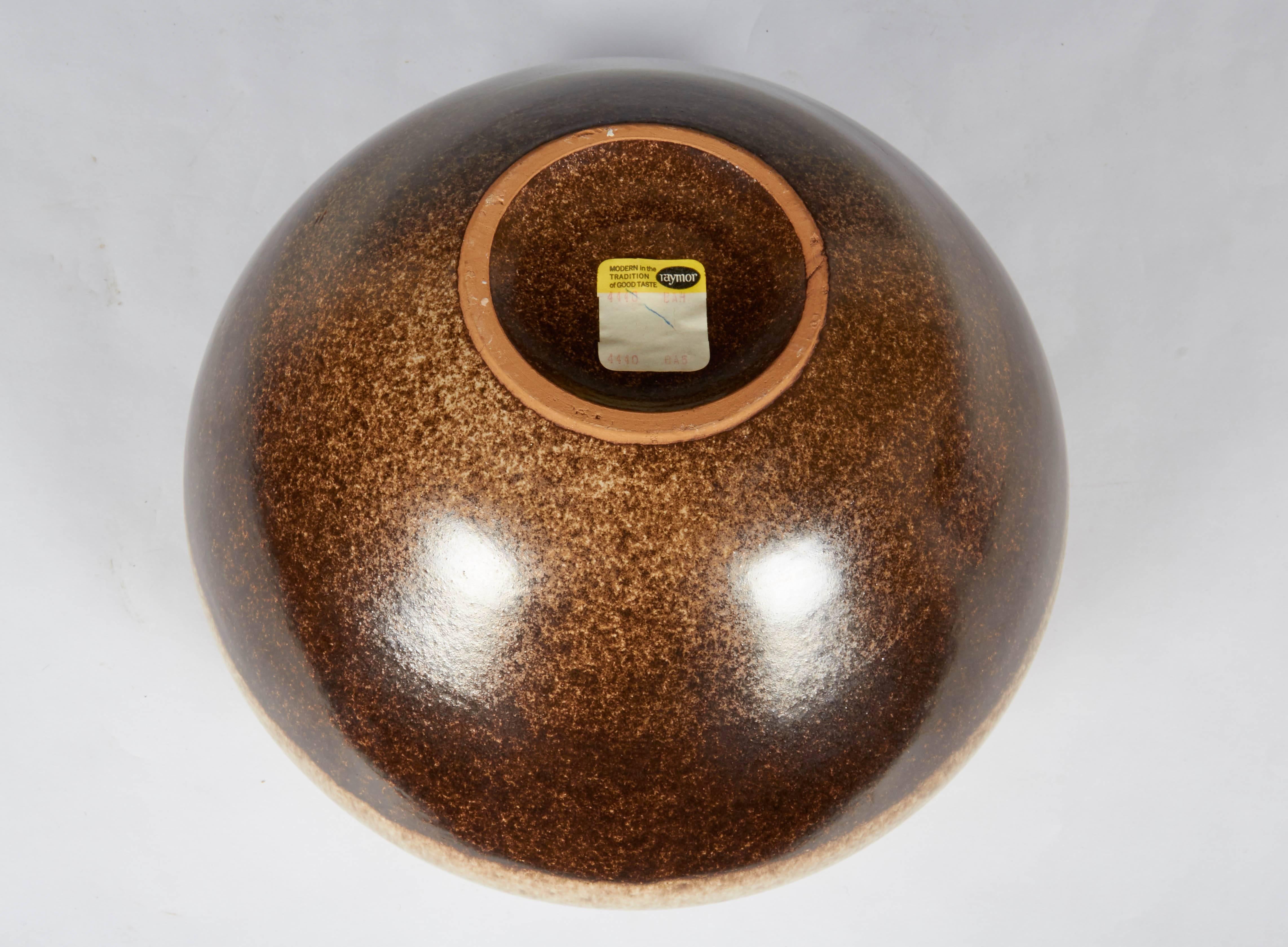 Alvino Bagni Round Two-Tone Ceramic Vase for Raymor In Good Condition In New York, NY