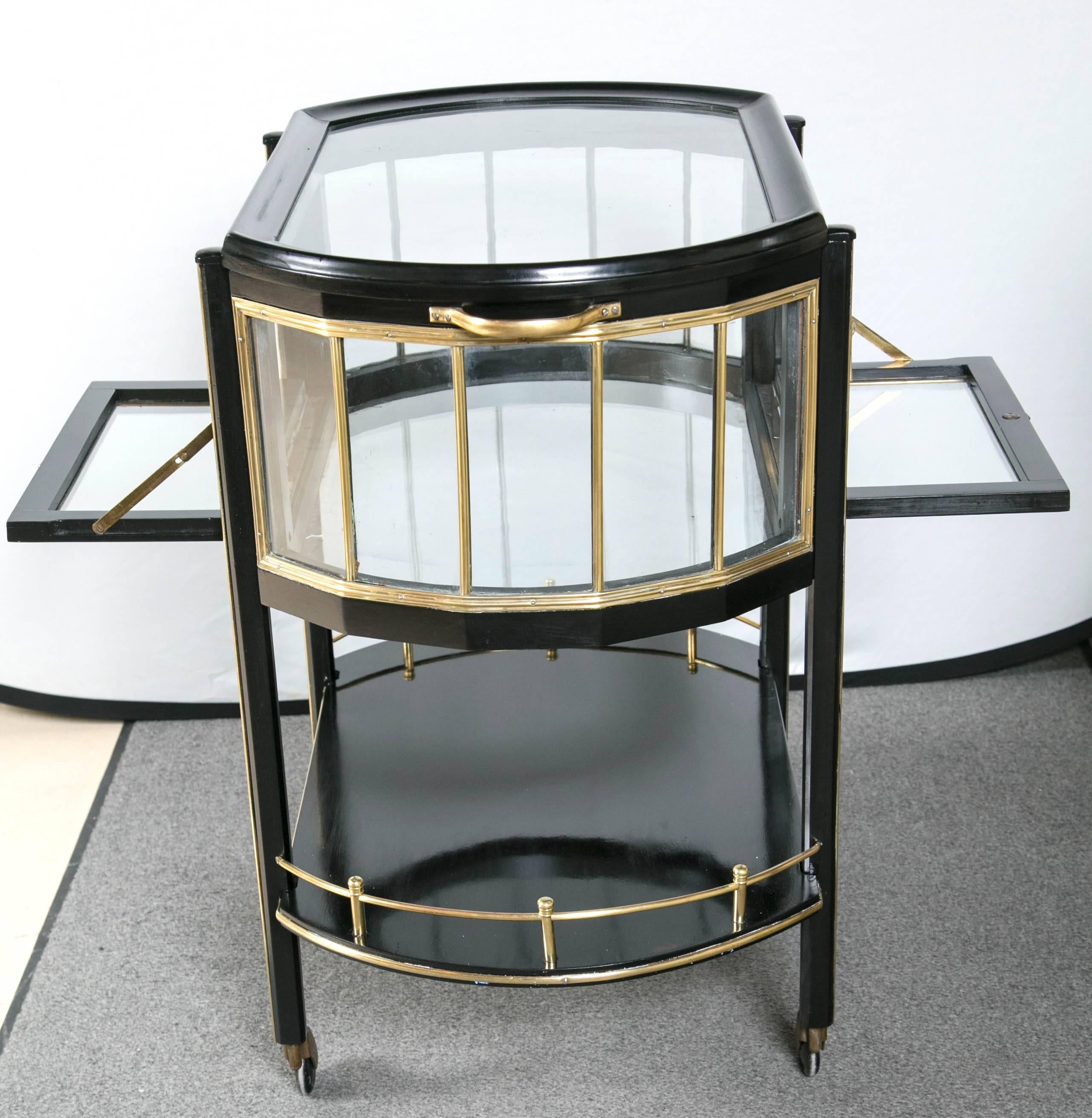 German Lacquered Mid-Century Modern Brass and Mahogany Ebonized Trolley 3