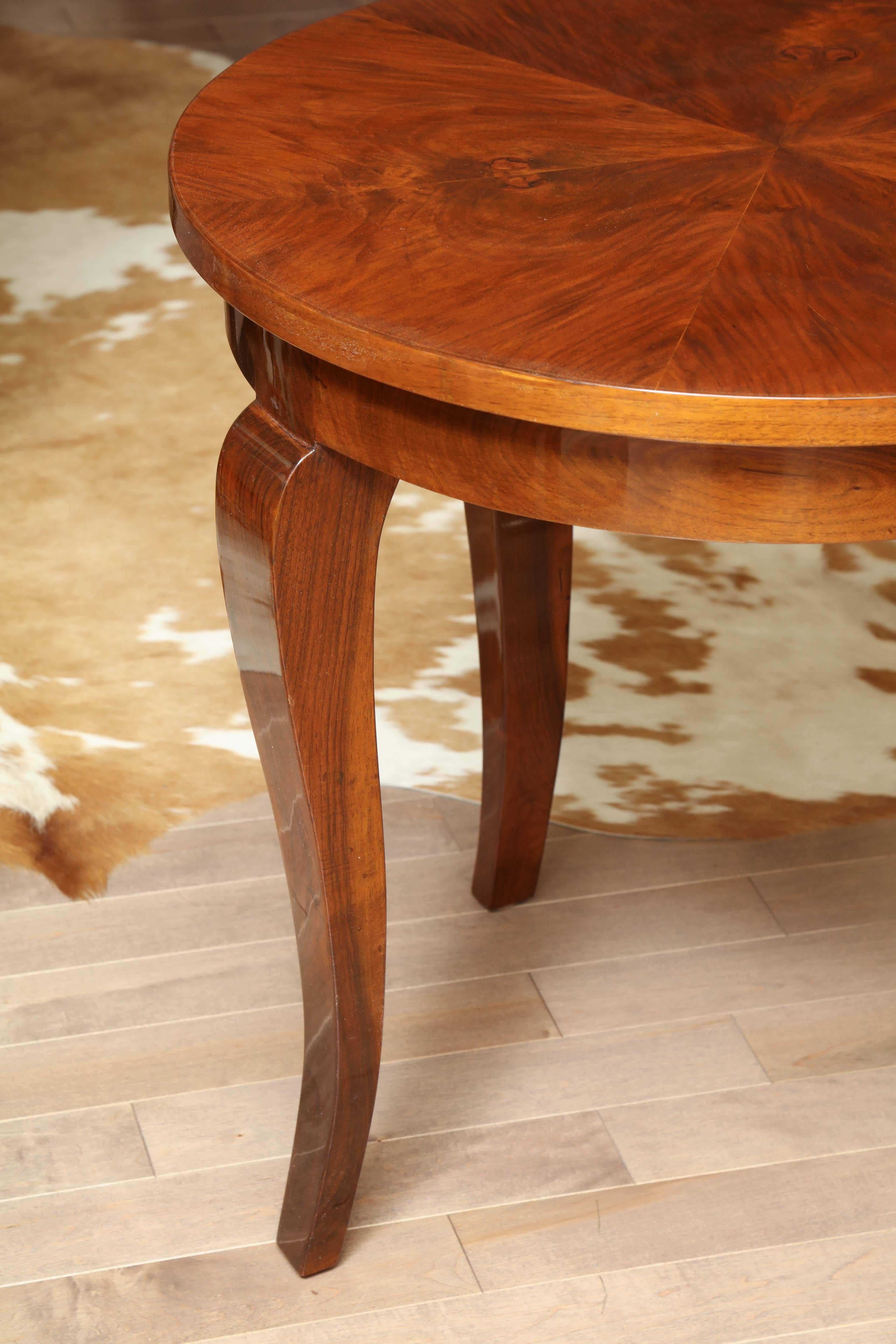 Moderne Side Table, circa 1940 In Excellent Condition In New York, NY