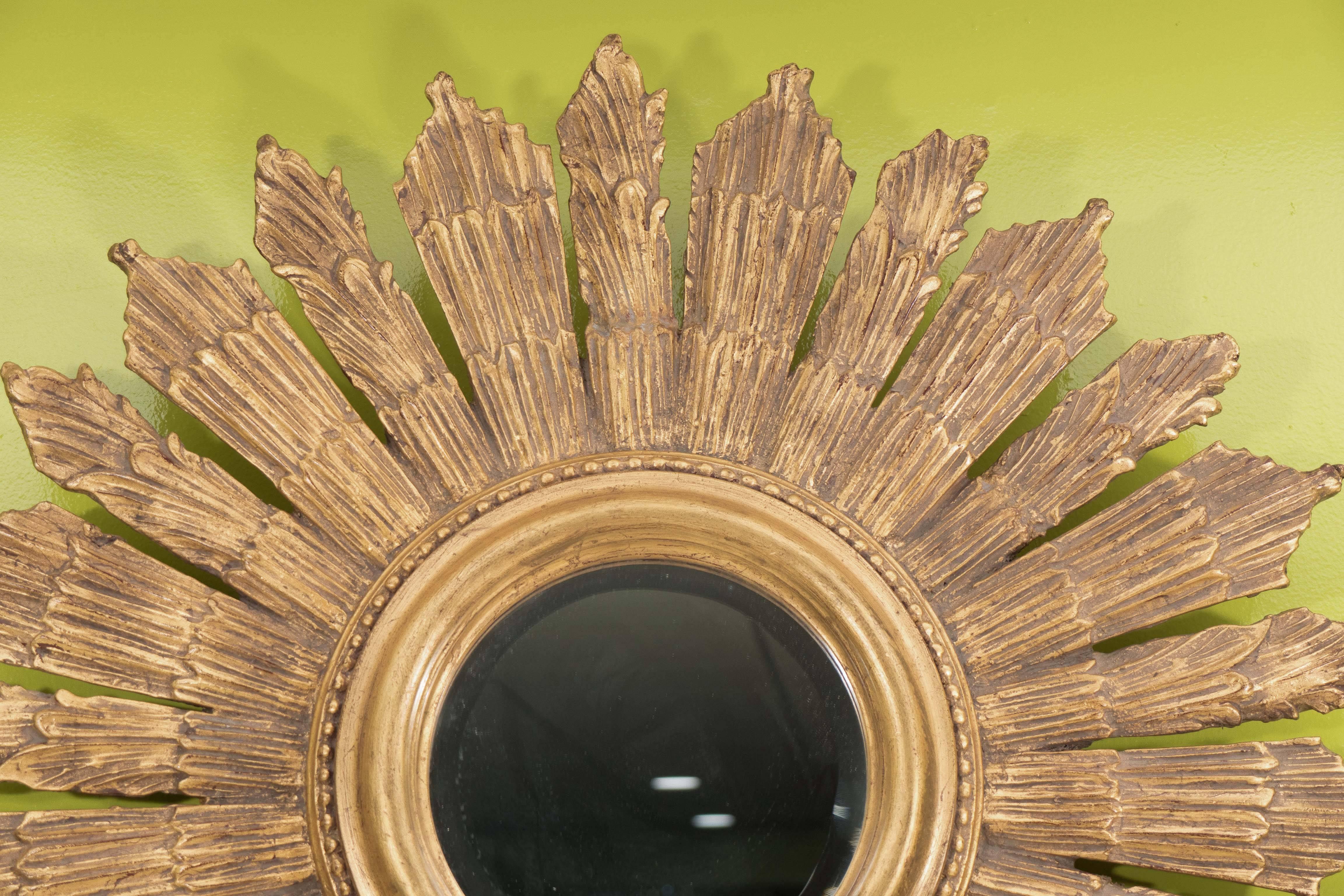 A Sunburst Mirror In Excellent Condition In New York, NY