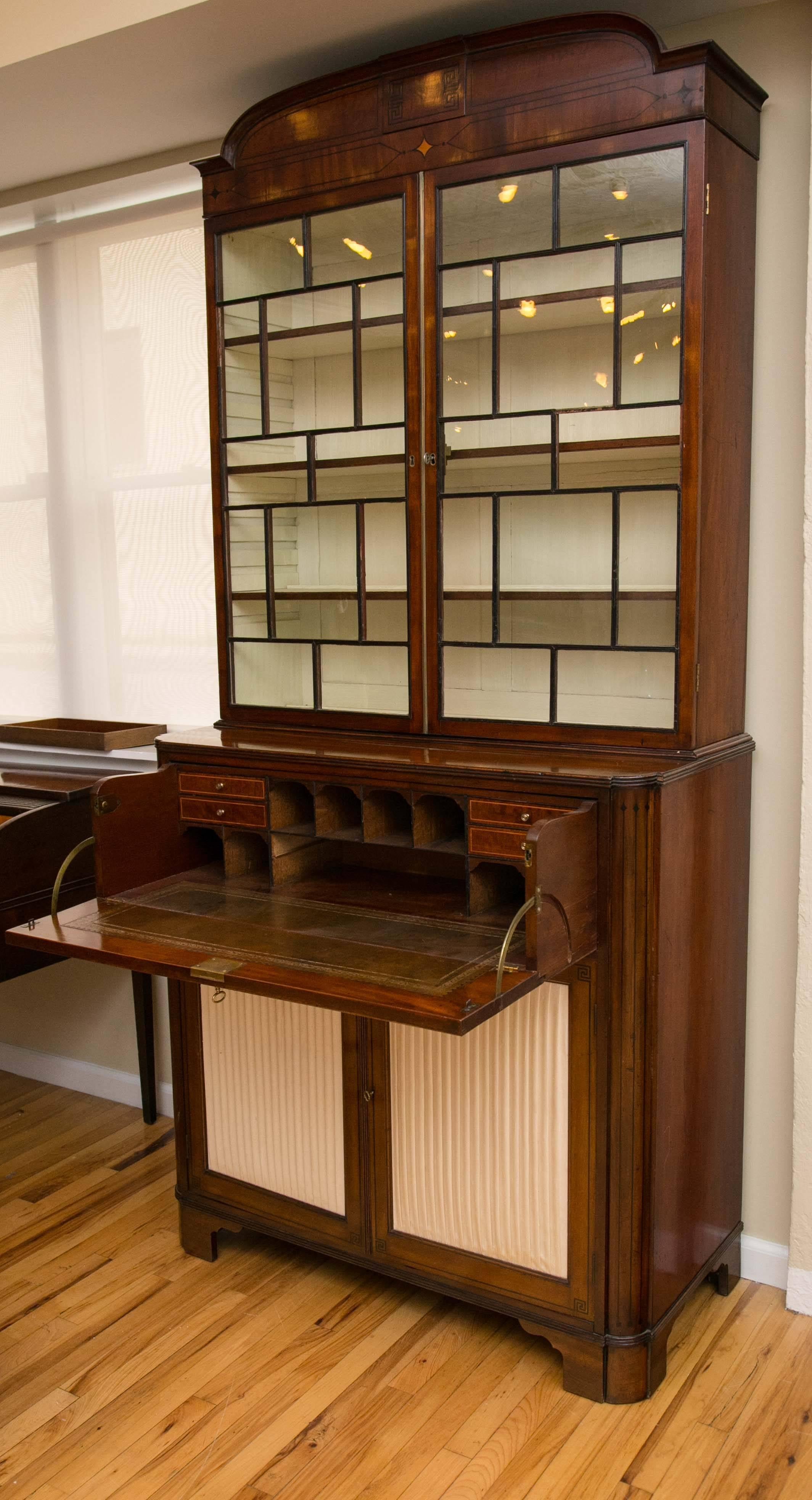 A Regency Period Century Secretaire Bookcase In Good Condition In Mt Kisco, NY