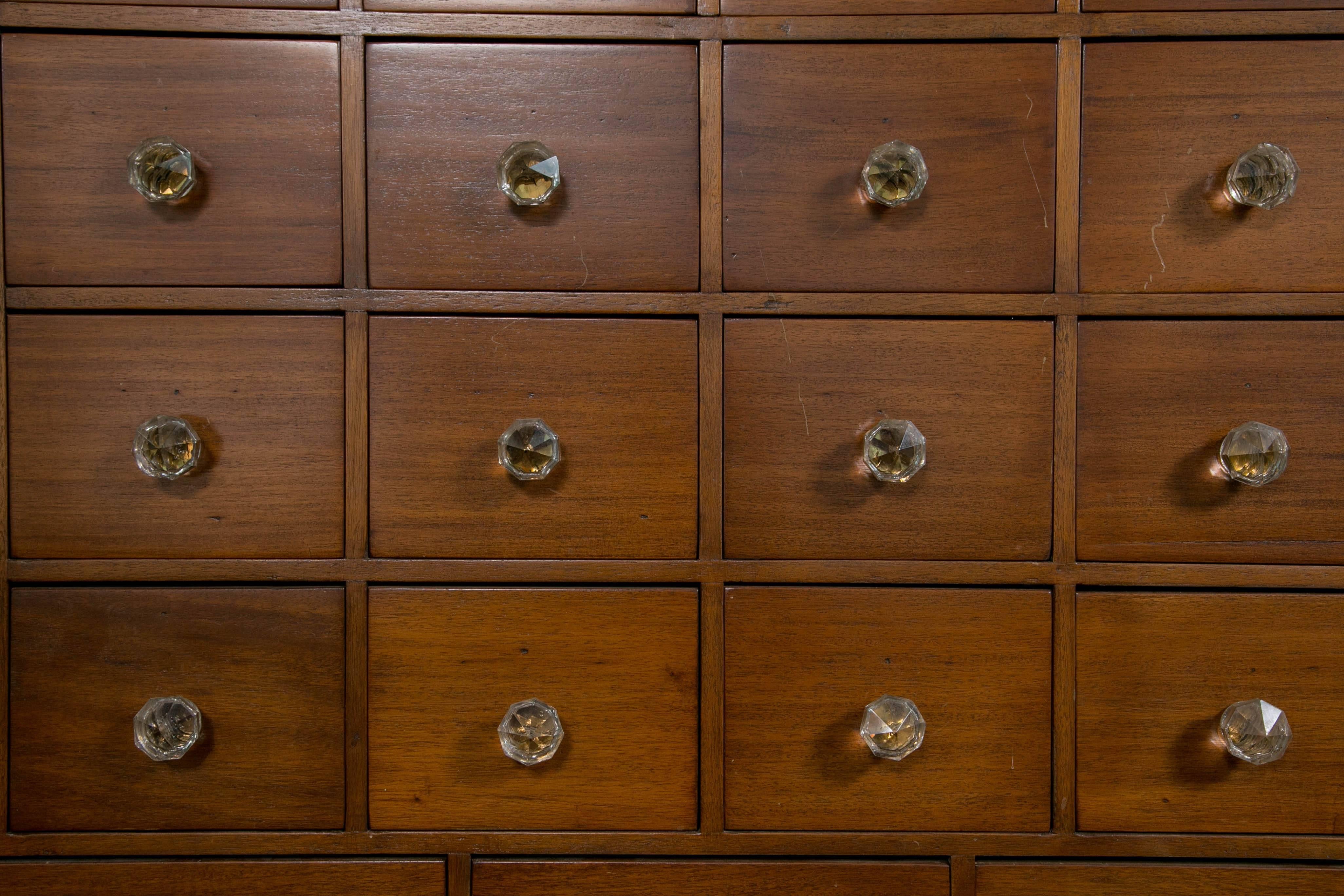 Apothecary Chest In Good Condition In Stamford, CT