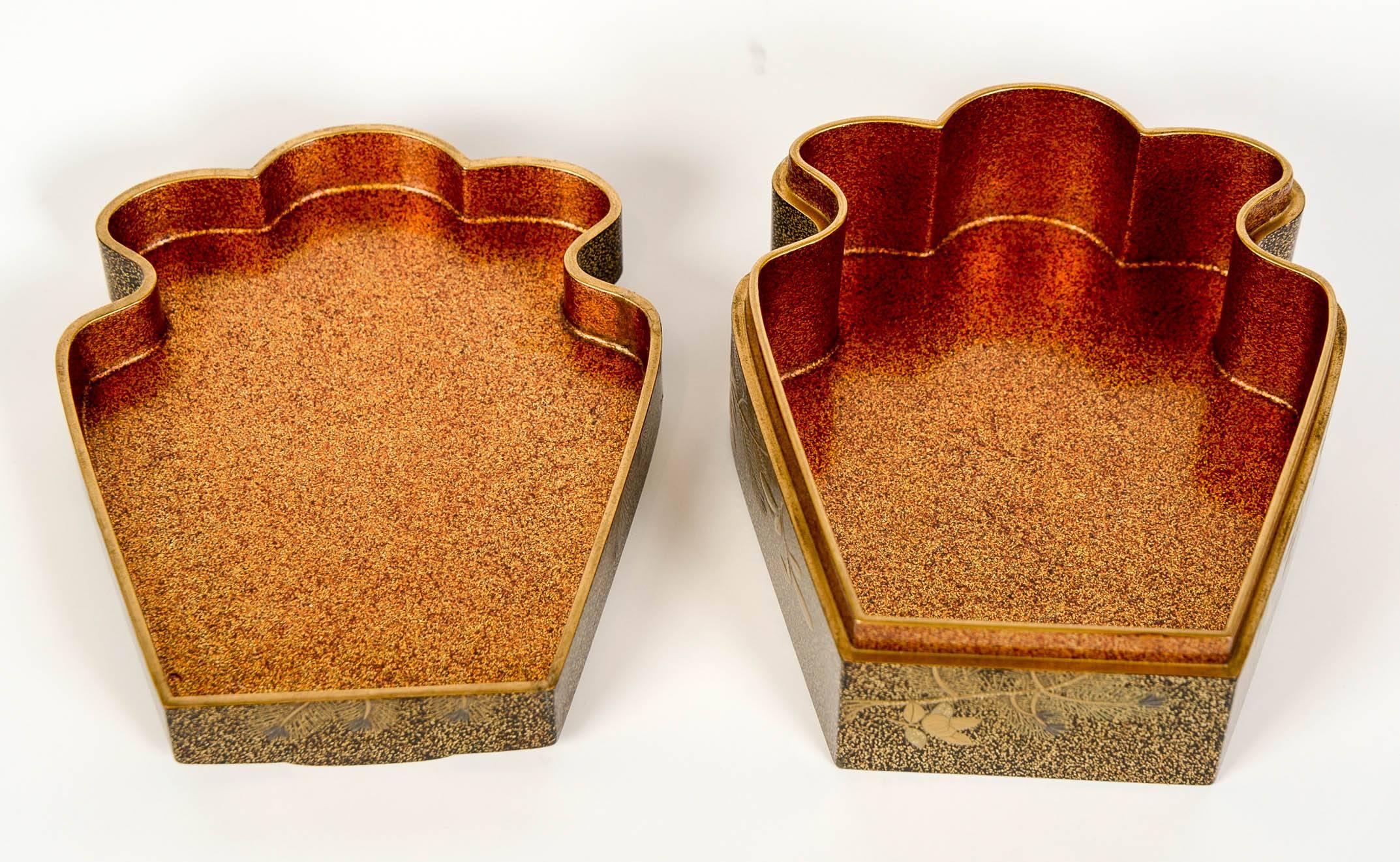 Meiji Japanese Gold Lacquered Treasure Bag Shape Kobako, Box For Sale 2