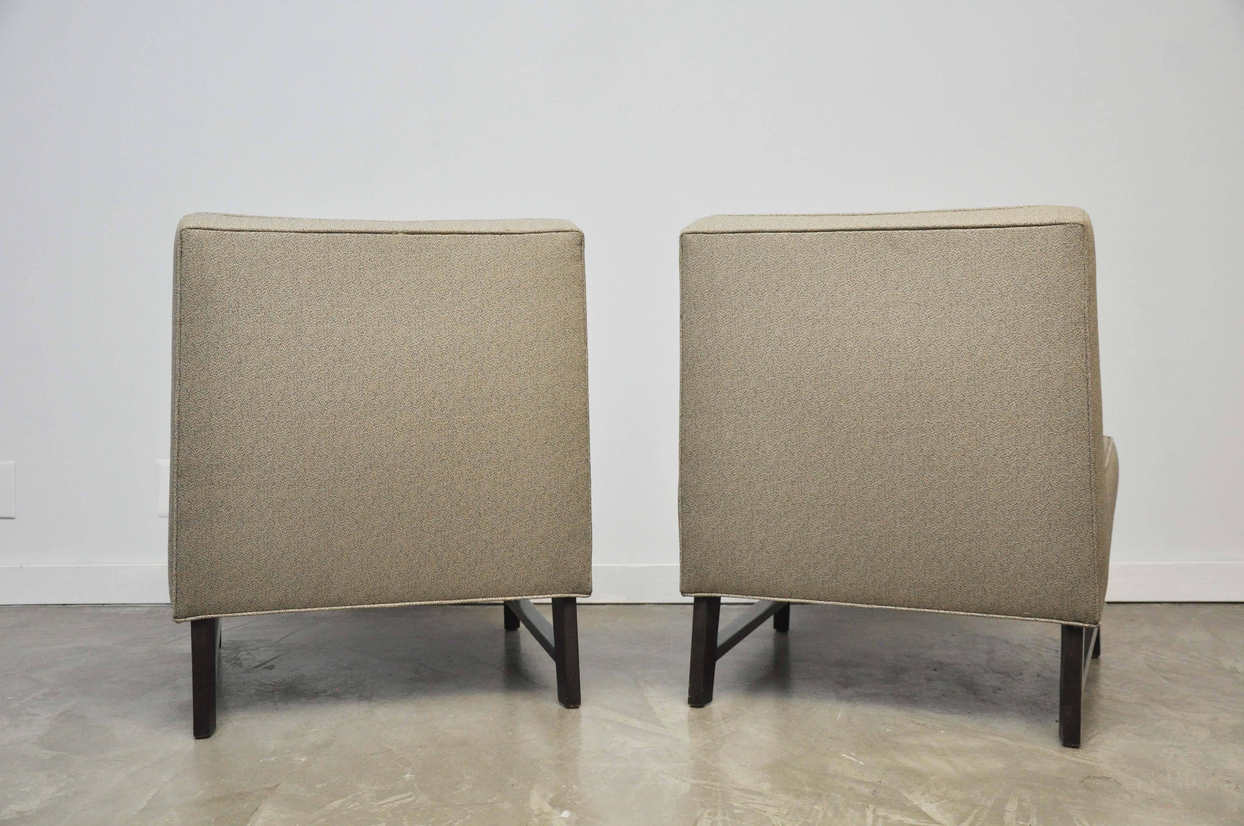 Dunbar Angular Slipper Chairs by Roger Sprunger 1