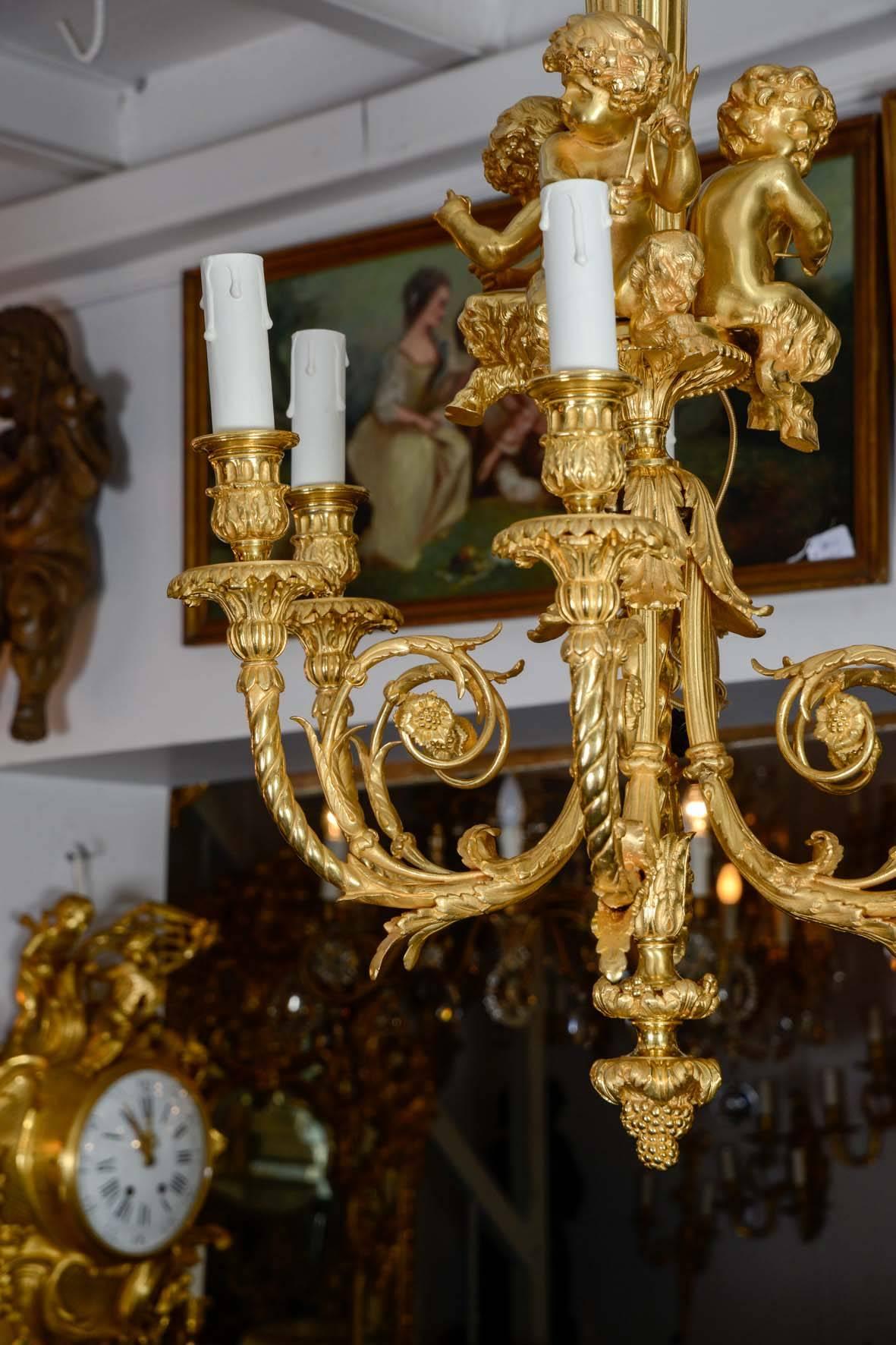 Gilt Bronze Chandelier in the Louis XVI Style For Sale 1