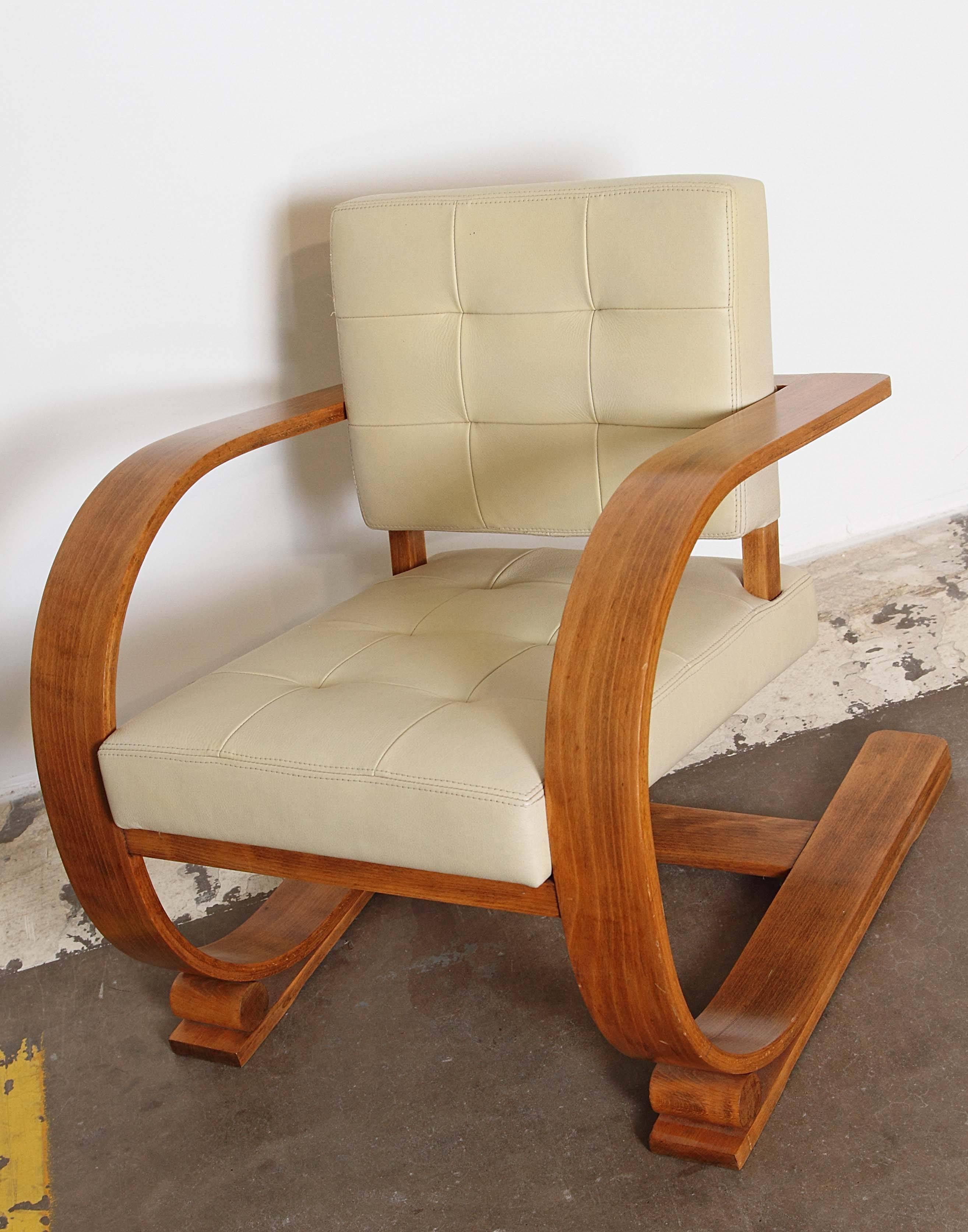 20th Century Streamline Art Deco Cantilevered Bentwood Modernist Lounge Chair