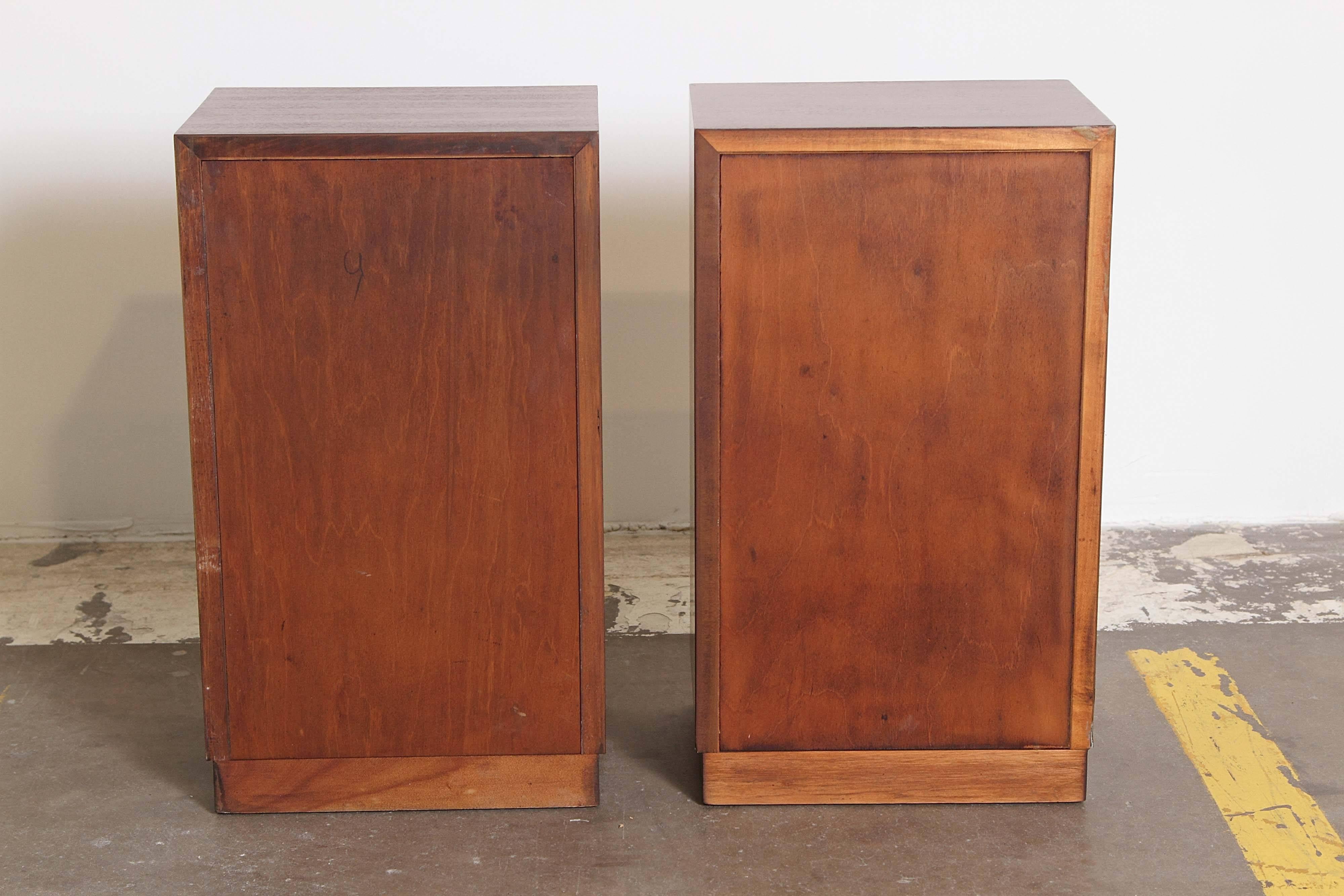 Gilbert Rohde Herman Miller Art Deco 1933 World's Fair Nightstands Matched Pair For Sale 1