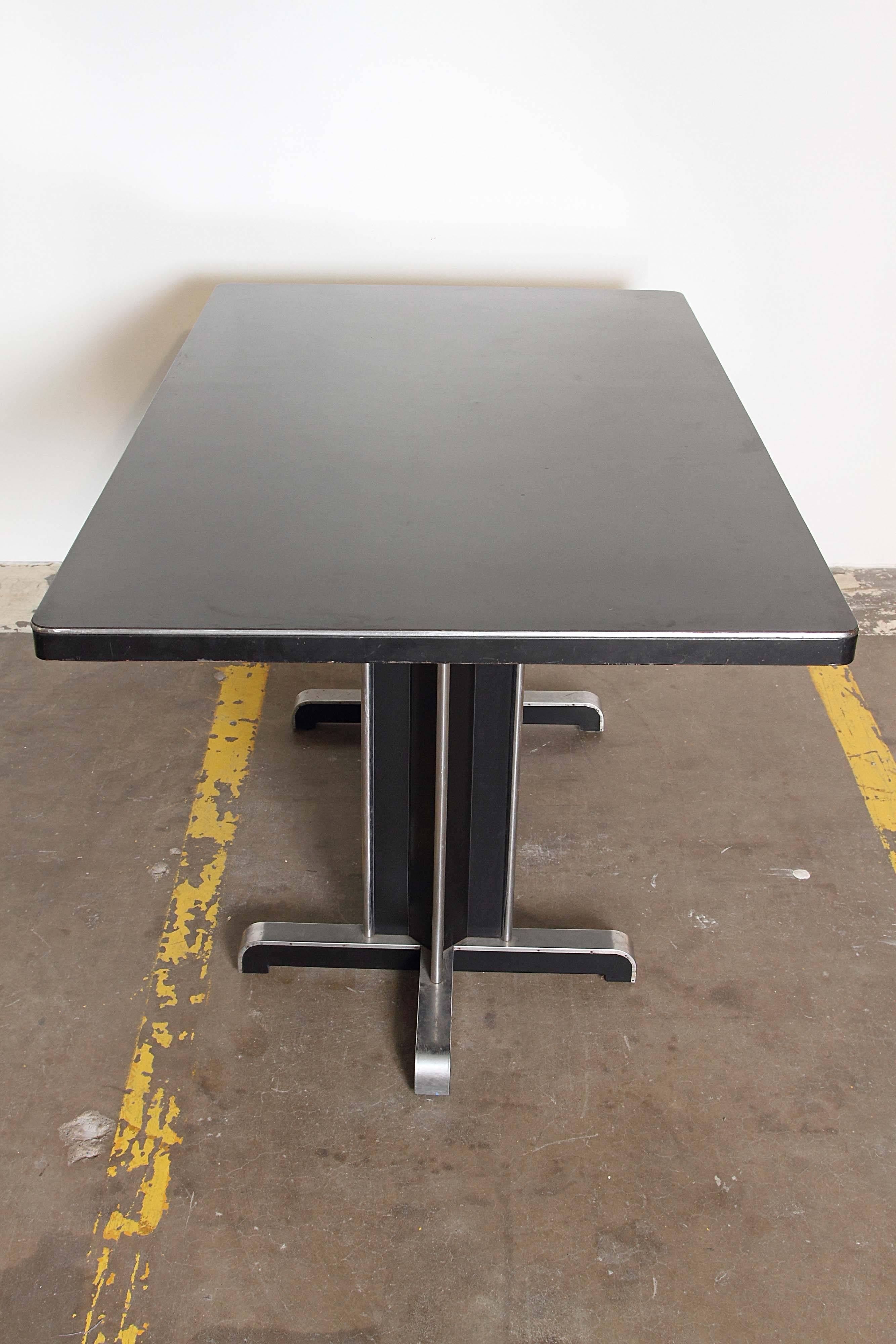 Painted  Machine Age Art Deco Gilbert Rohde Dining Table for Doehler Metal Furniture Co. For Sale