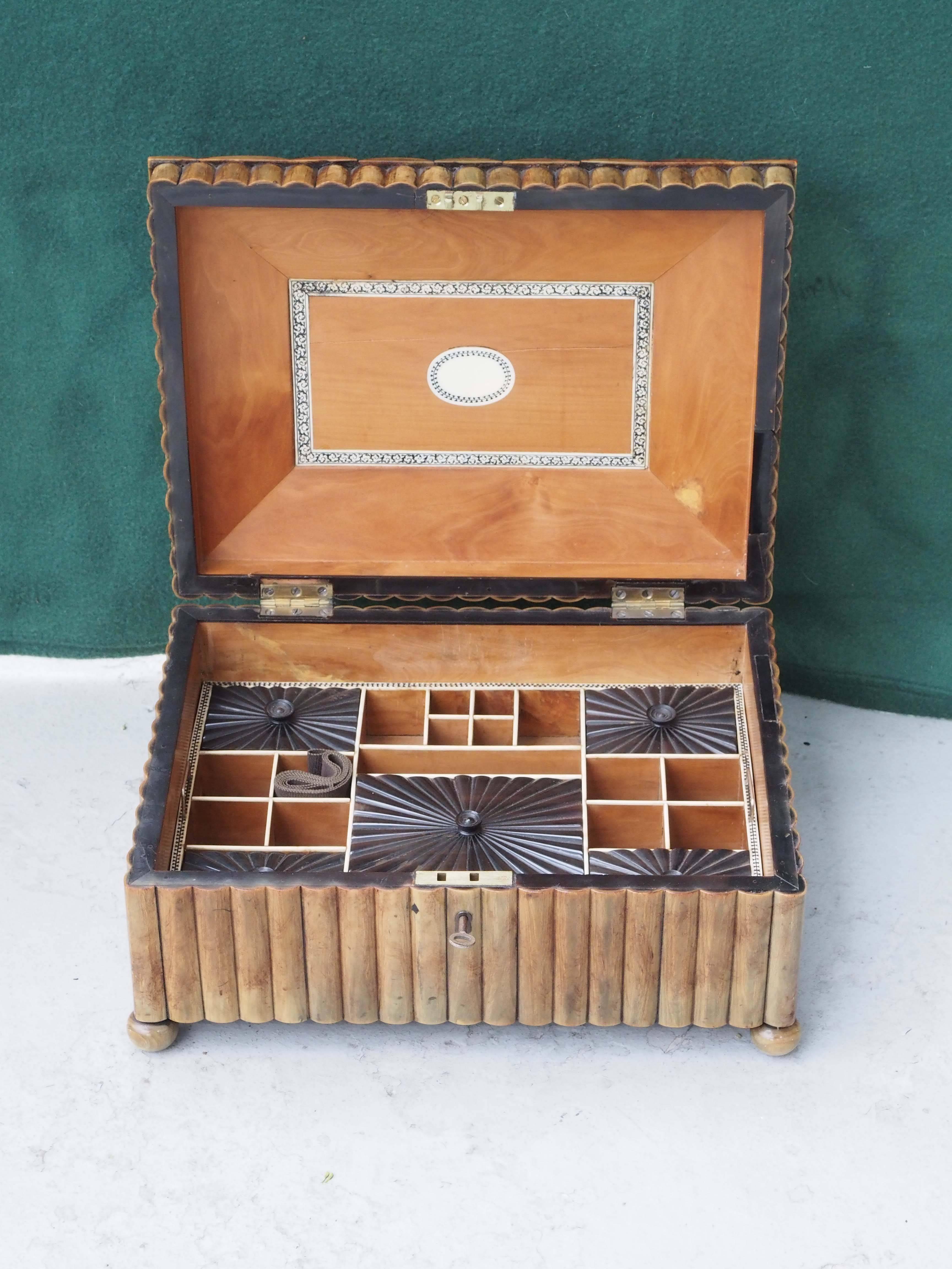 19th Century Indian Buffalo Horn Sewing Box In Good Condition For Sale In Natchez, MS