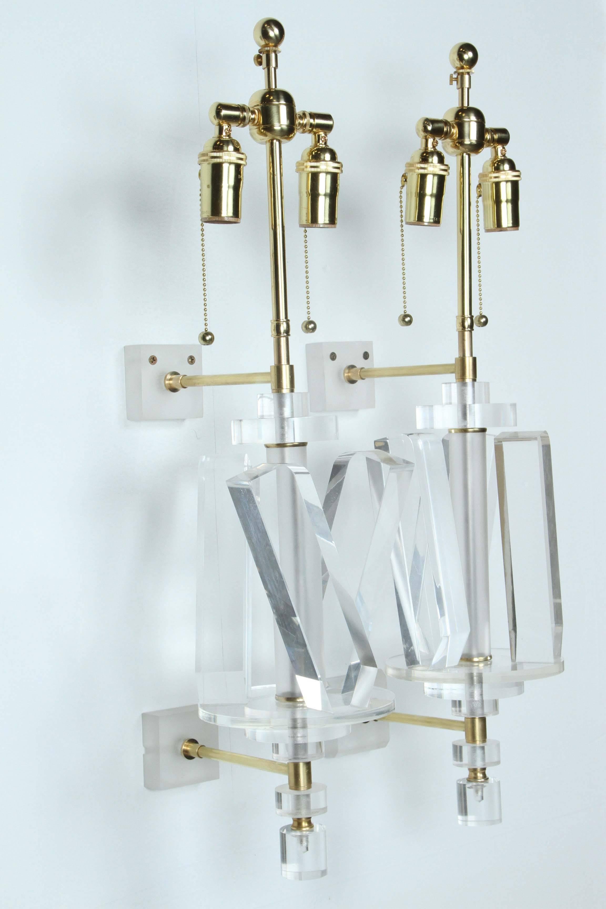 Late 20th Century Pair of Stunning Lucite and Brass Sconces