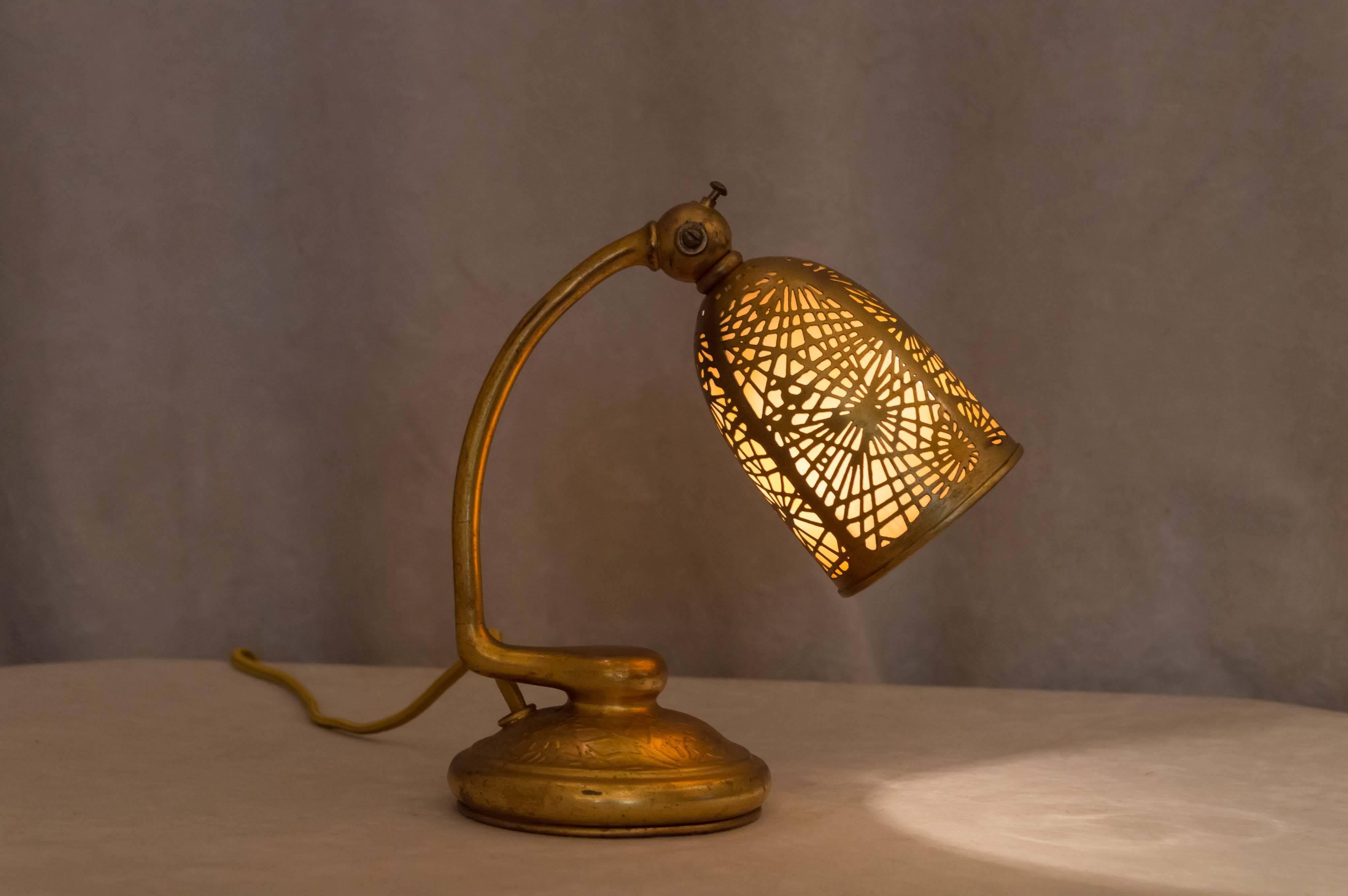 American Tiffany Studios Gilt Bronze Pine Needle Desk Lamp