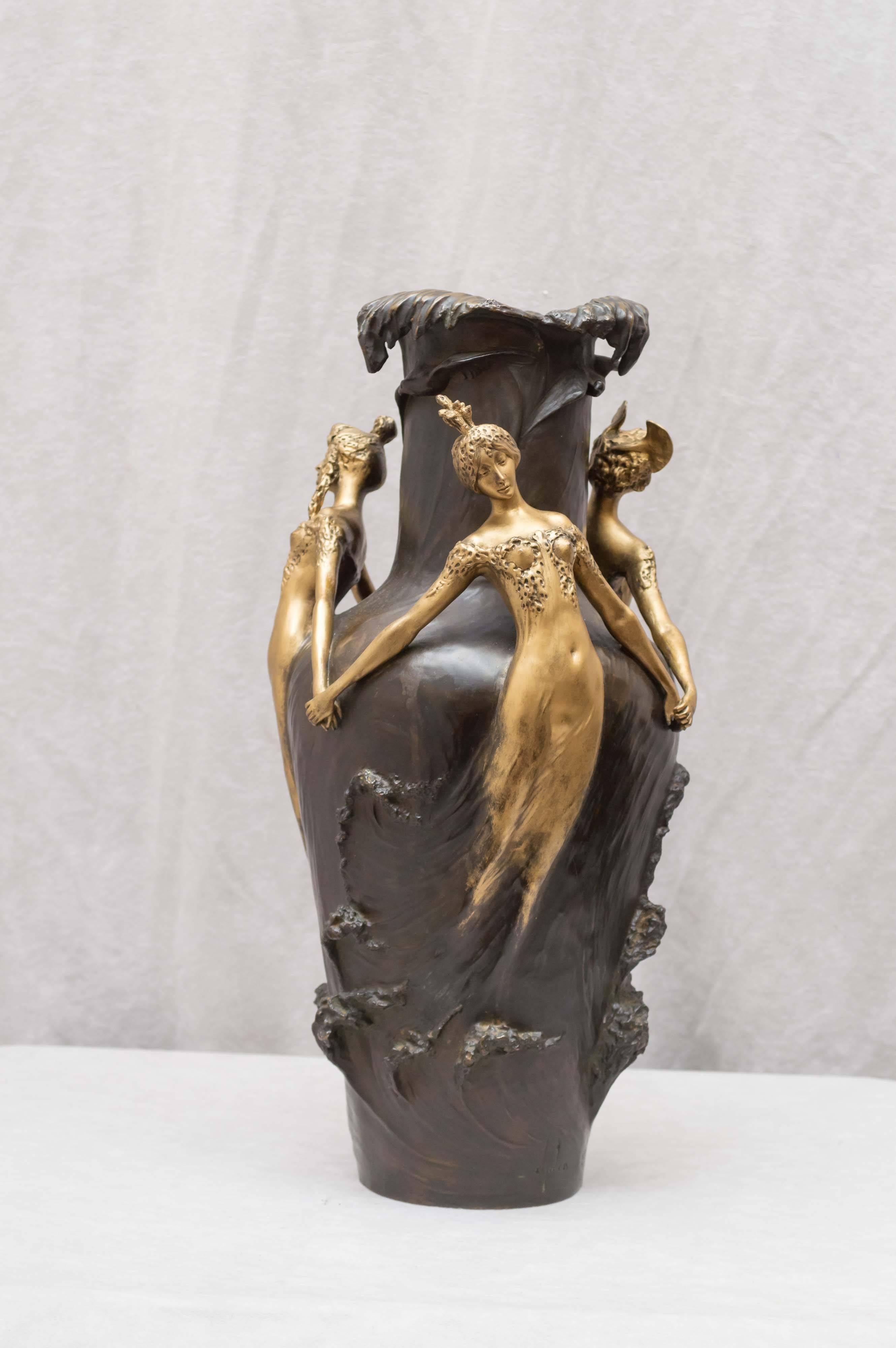 This truly magnificent bronze vase (Les Fillesdes vagues) is one of the more important Art Nouveau bronzes produced by this well regarded artist of his time.
 Louis Chalon was born in Paris in 1866 and he exhibited at the Salon between 1898 and