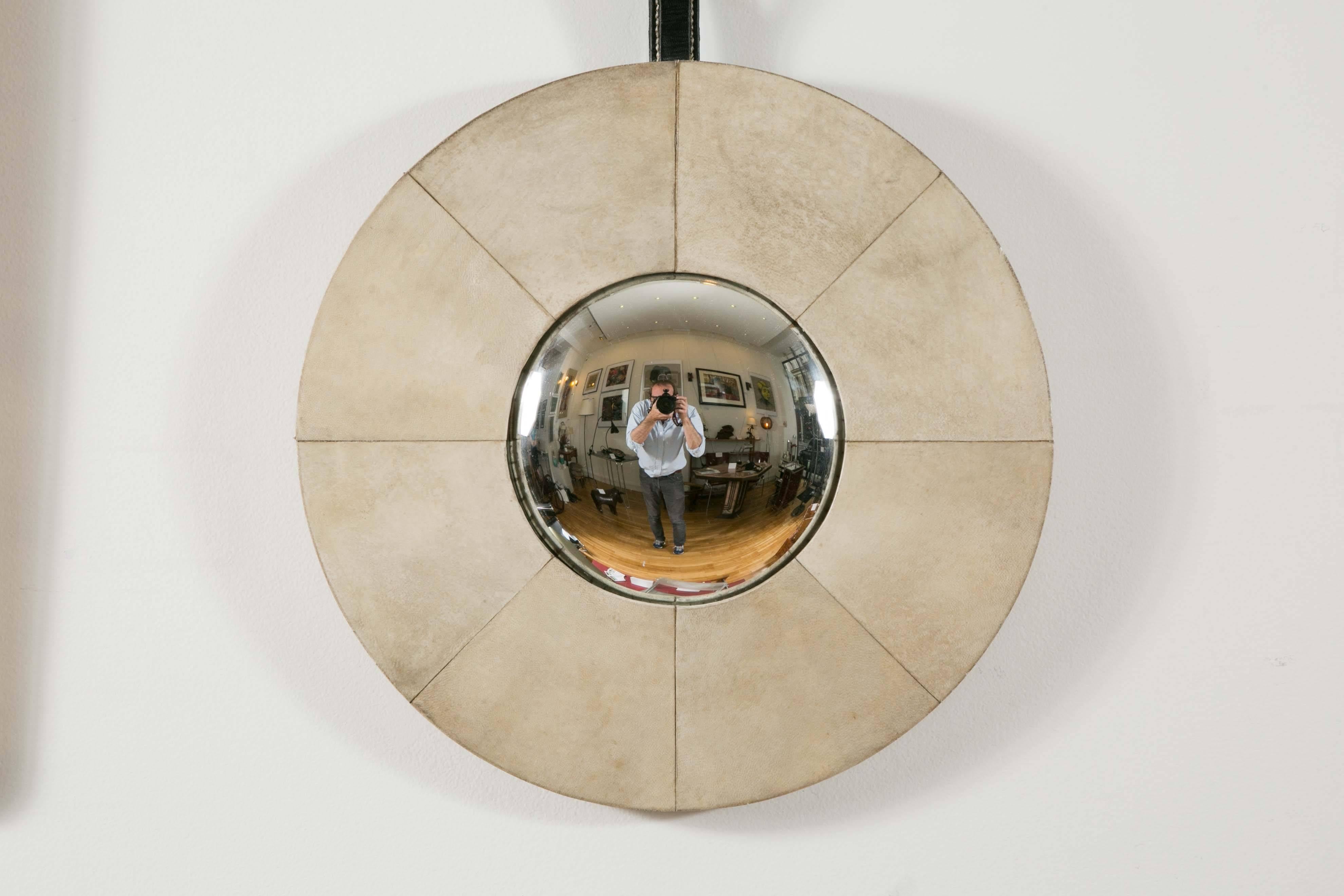 Miroir excentrique (également appelé miroir convexe ou miroir sorcière - 