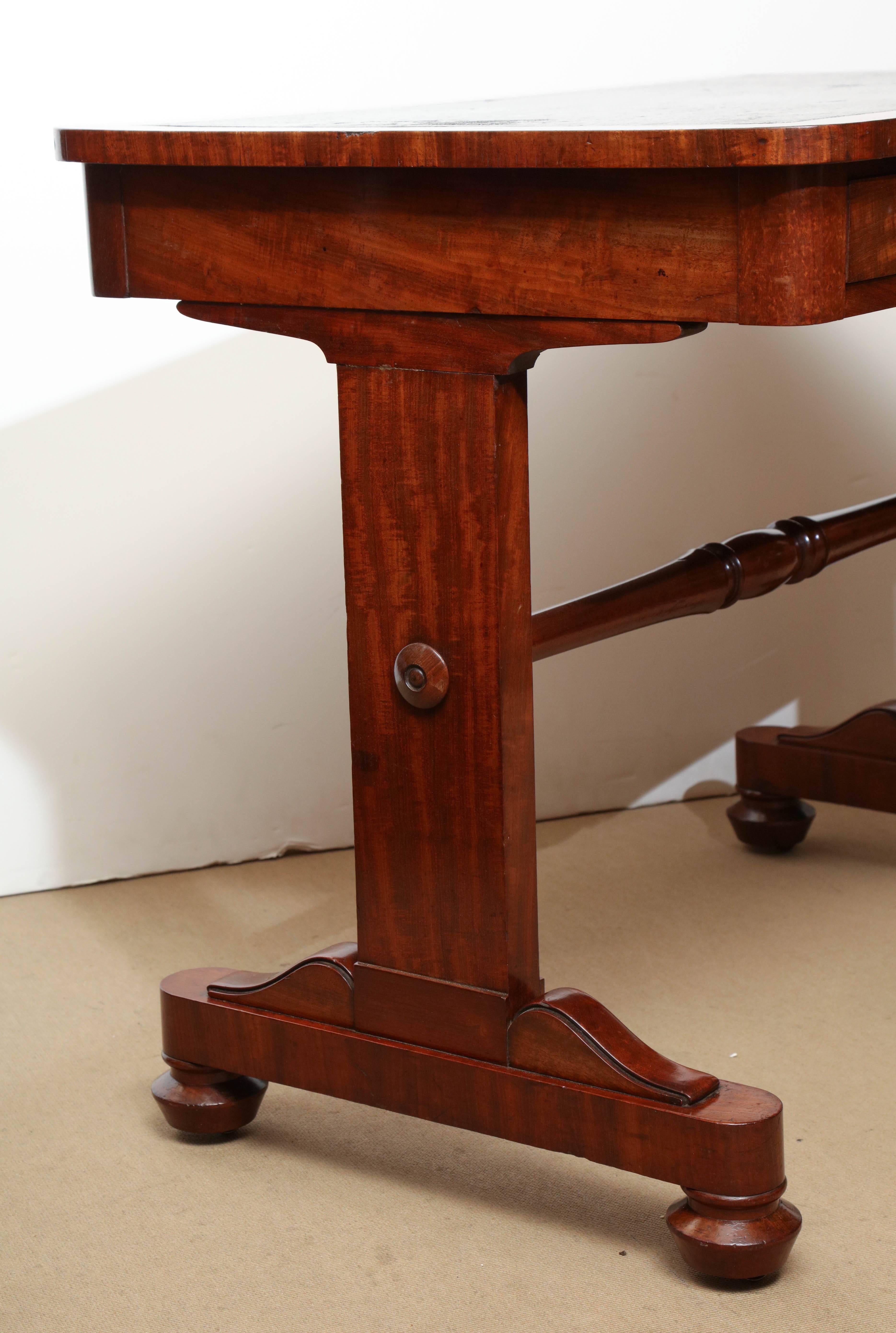 Early 19th Century English, Mahogany and Leather Top Desk by Gillows & Co 2