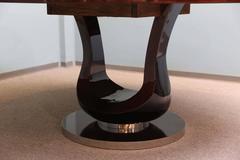 Round Dinning Room Table