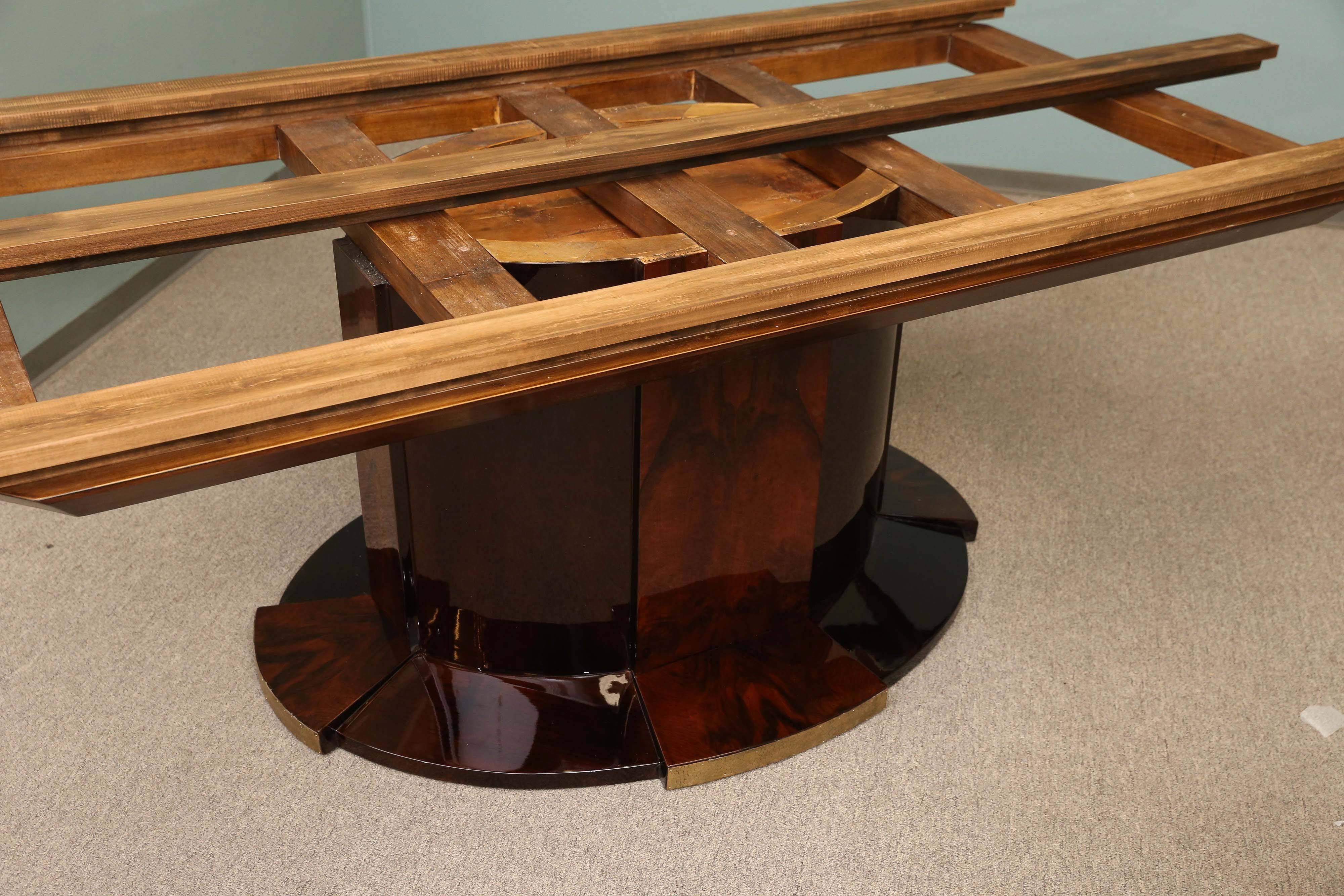 Art Deco Oval Dining Room Table 2