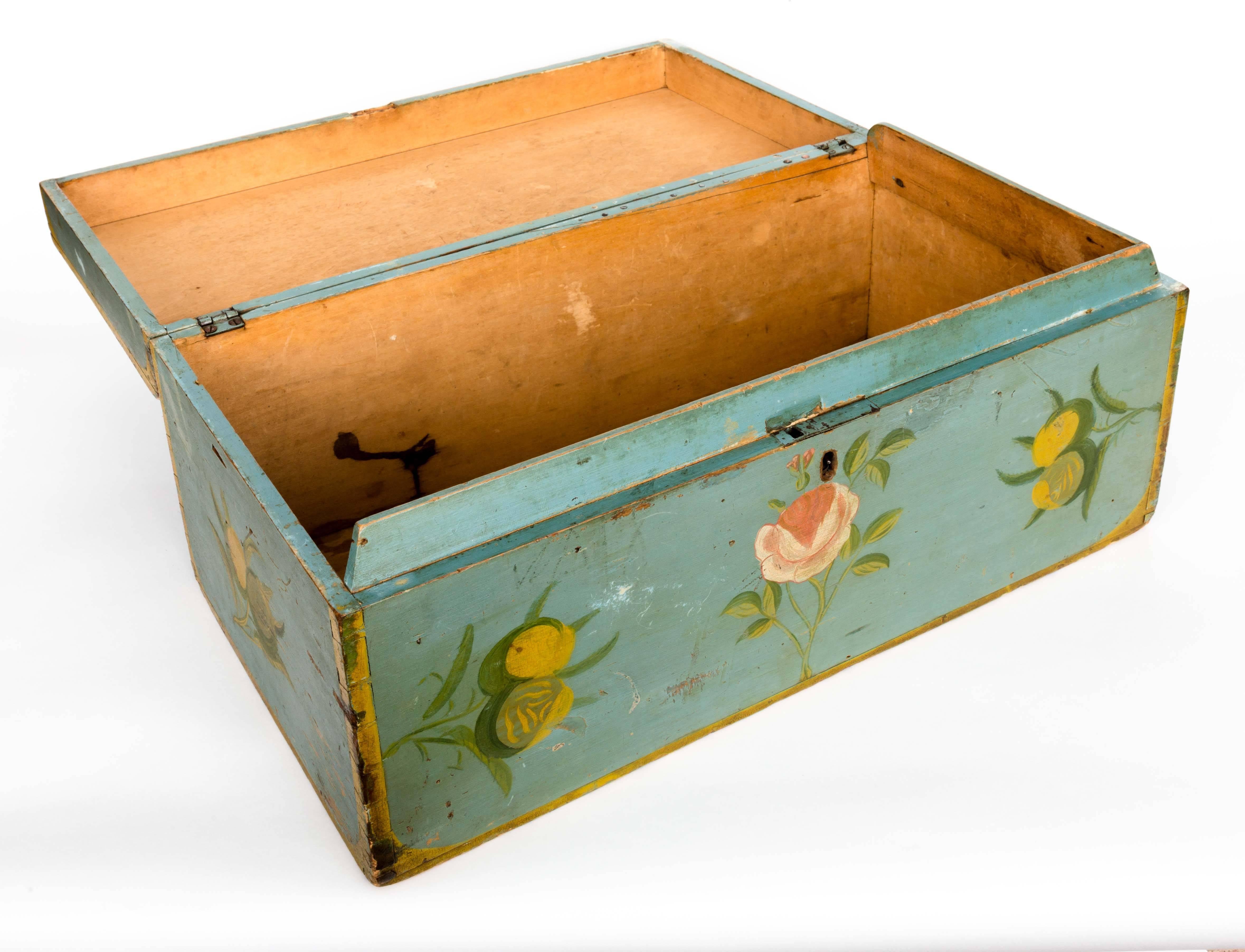 Painted American Folk Art Box For Sale 3