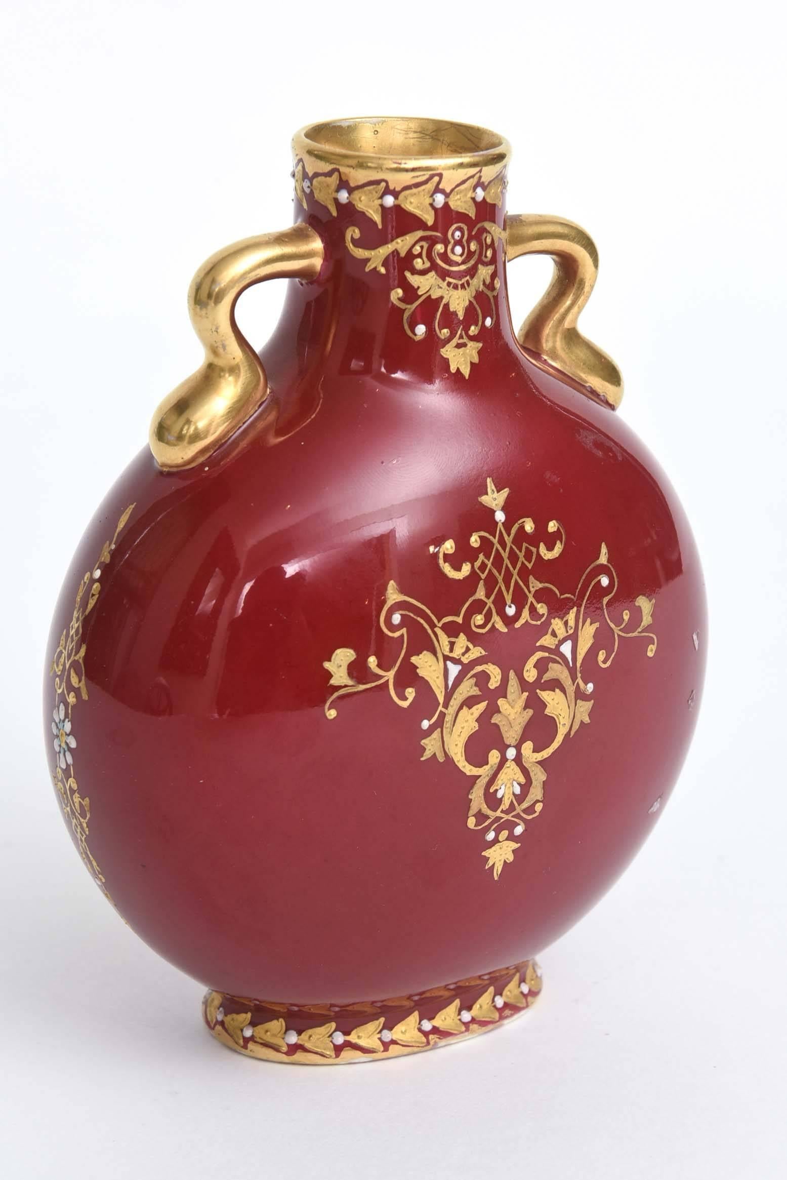 Antike Vase Coalport England, handbemalt mit Juwelen und vergoldet, vergoldet (Ästhetizismus) im Angebot