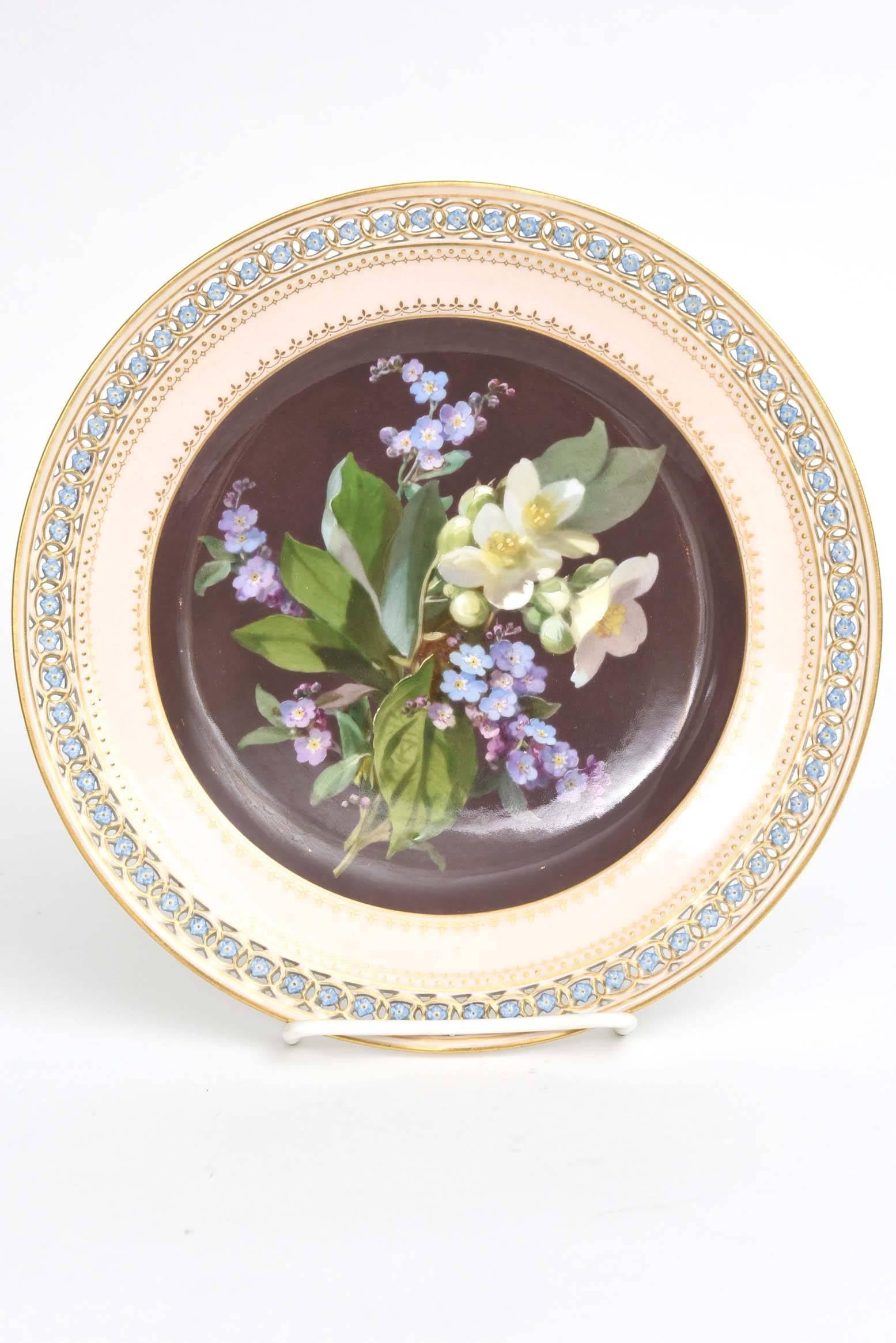 Rare Meissen Fine Porcelain Cabinet Pieces. Hand-Painted Botanicals, Reticulated In Good Condition In West Palm Beach, FL