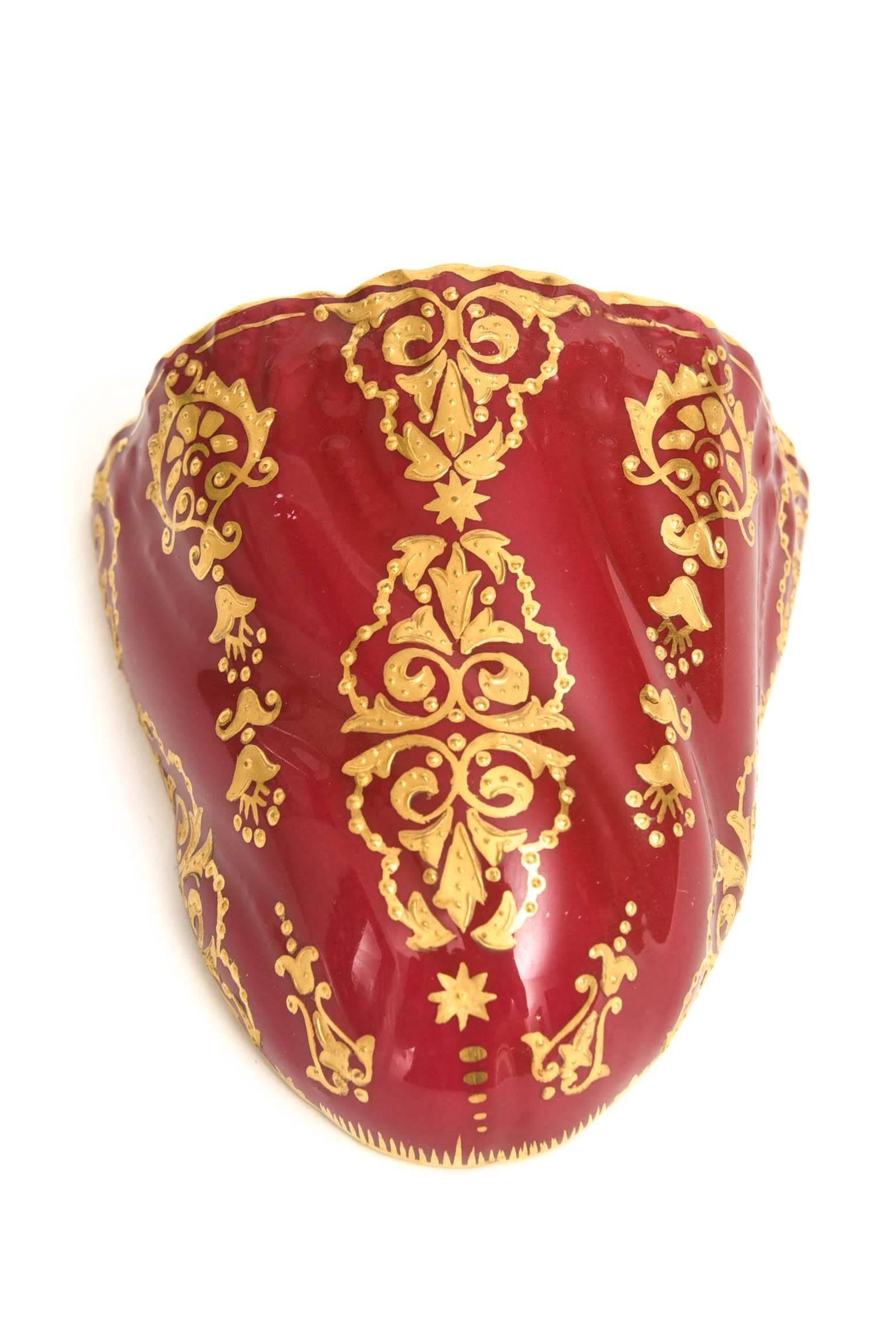 English Charming Wall Pocket by Coalport, England, a Ruby Red and Gilt Encrusted Jem