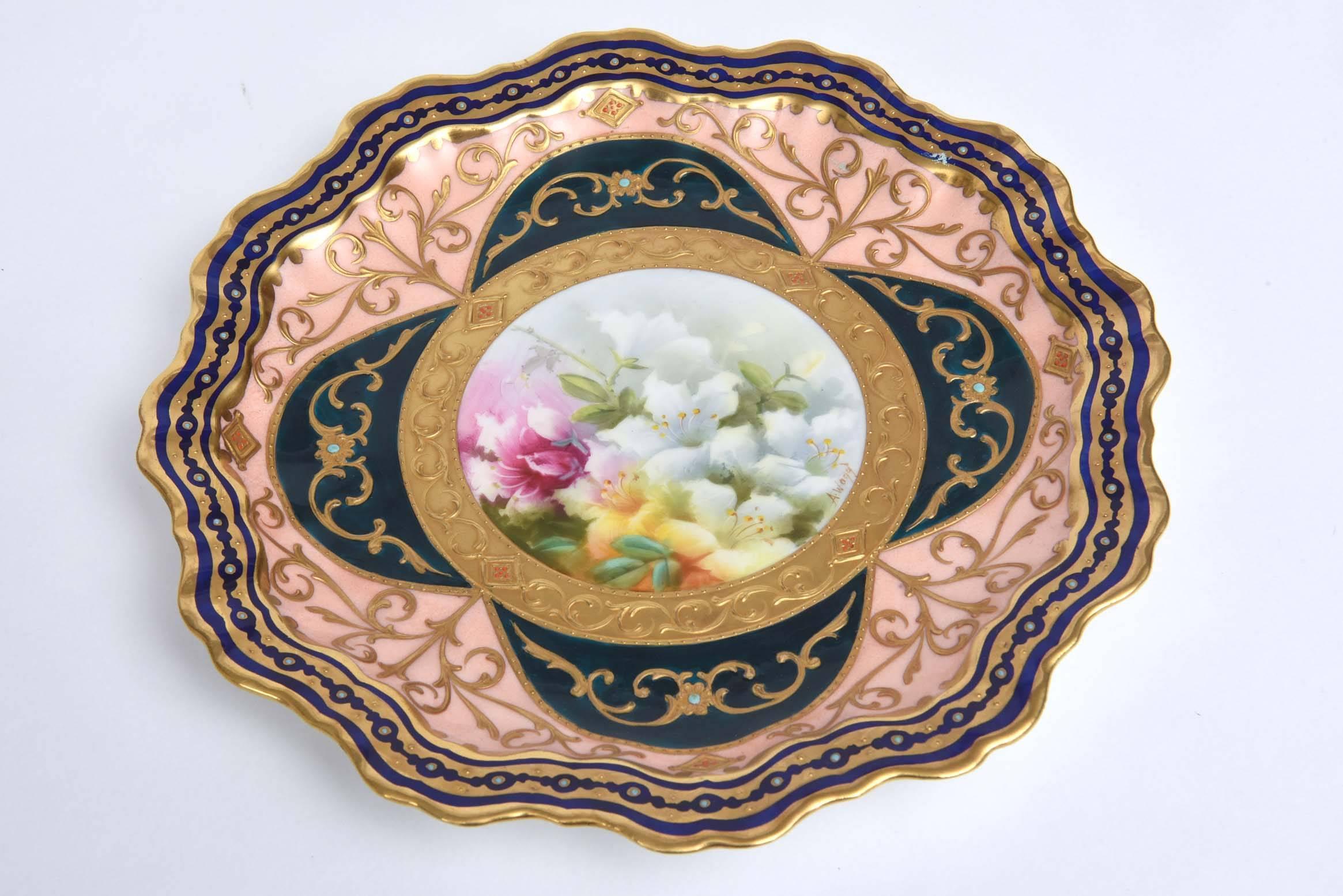 Hand-Crafted Exquisite and Elaborate Cabinet or Display Plates Pair, Fine Art Gilt Encrusted