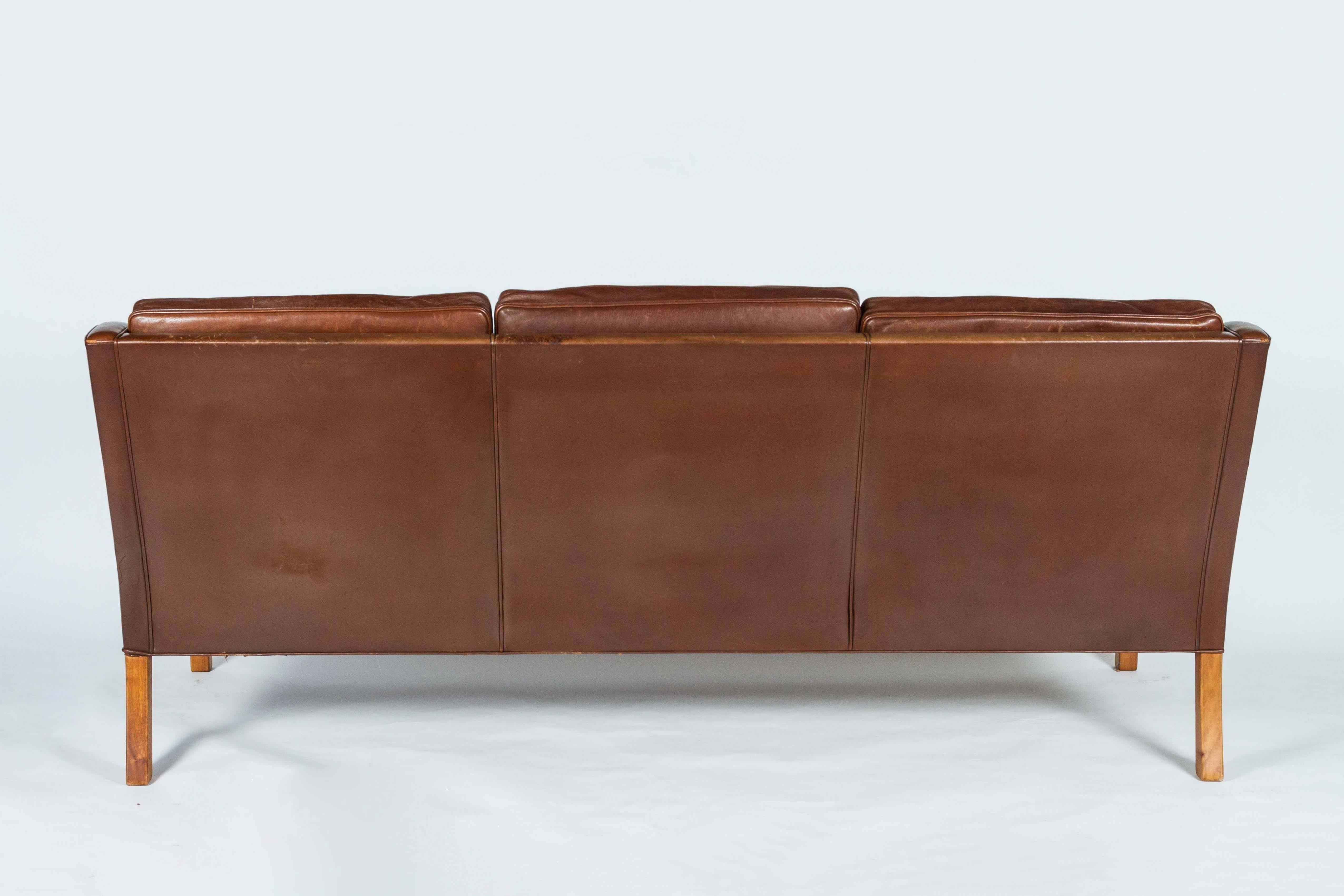Børge Mogensen Tobacco Leather Sofa, Denmark, circa 1960 For Sale 2
