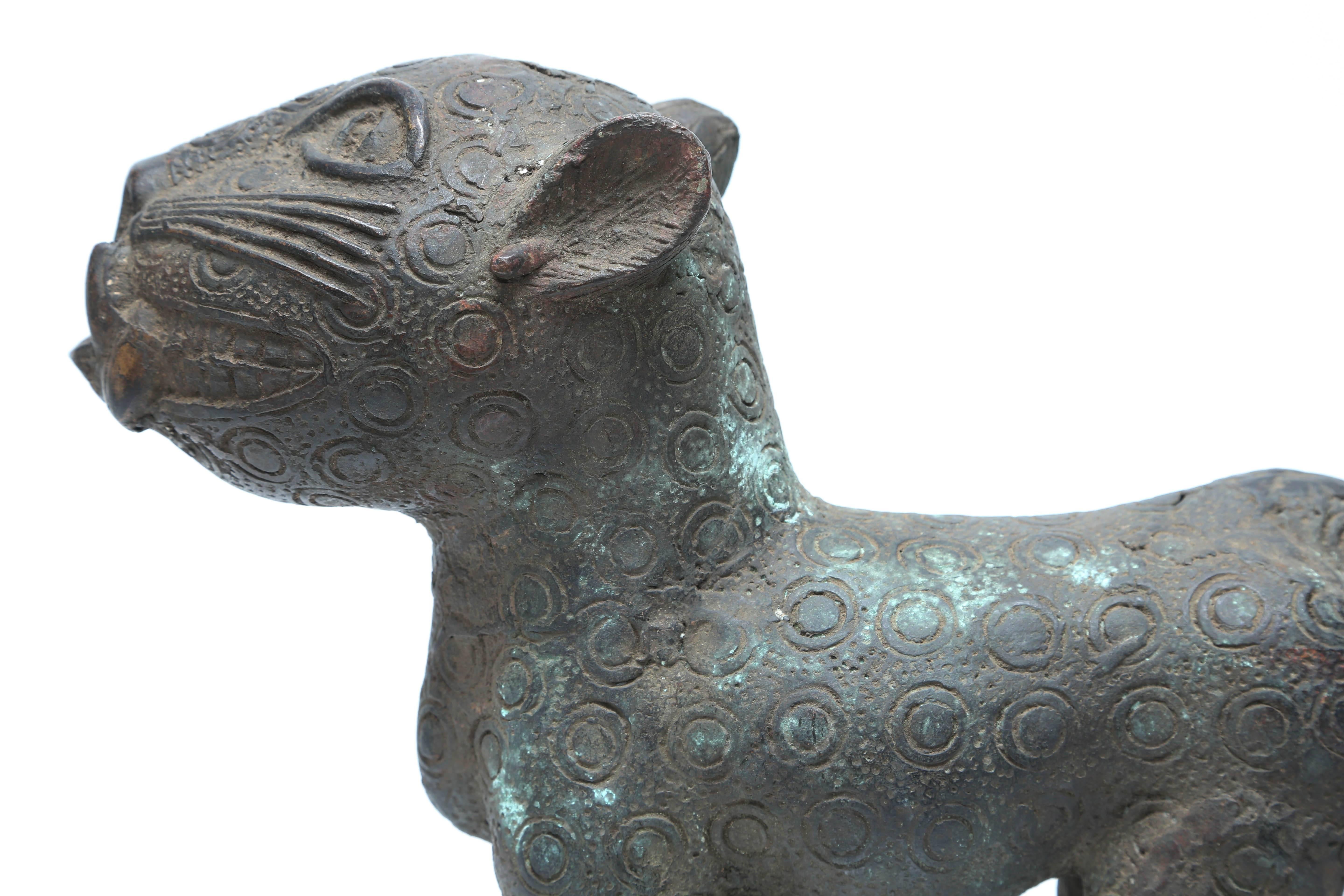 Primitive Pr. Bronze LionCubs Benin, Africa Great Patina, Verde Aging  Collectable