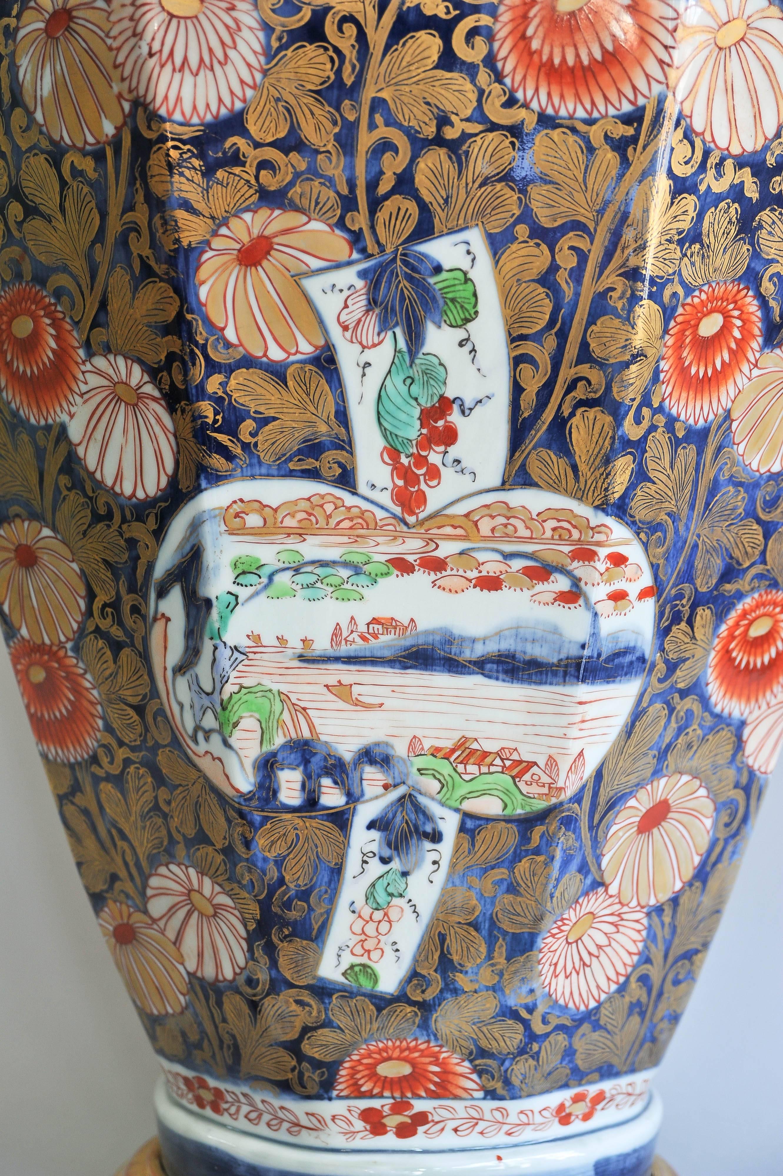 An Impressive 19th Century Imari Porcelain Lamped Vase In Good Condition In London, GB