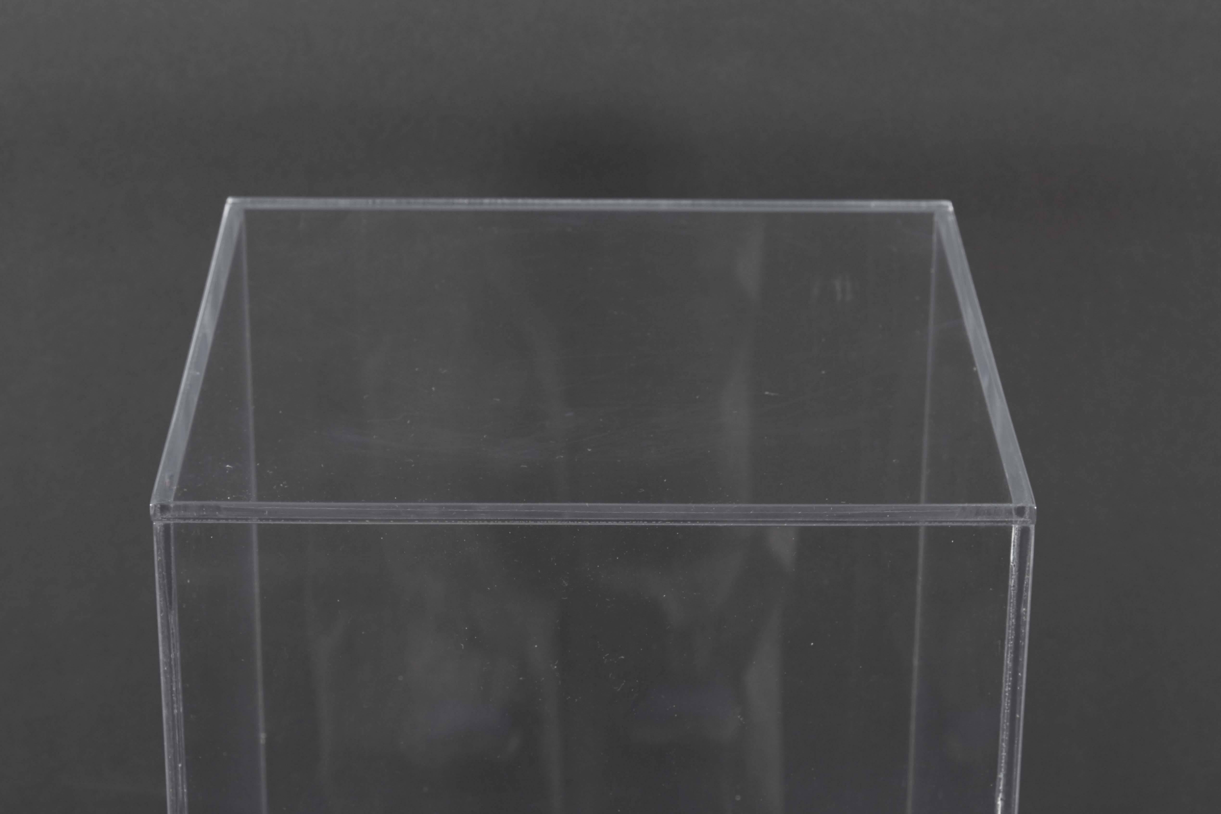 Plexiglass Clear Acrylic Pedestal