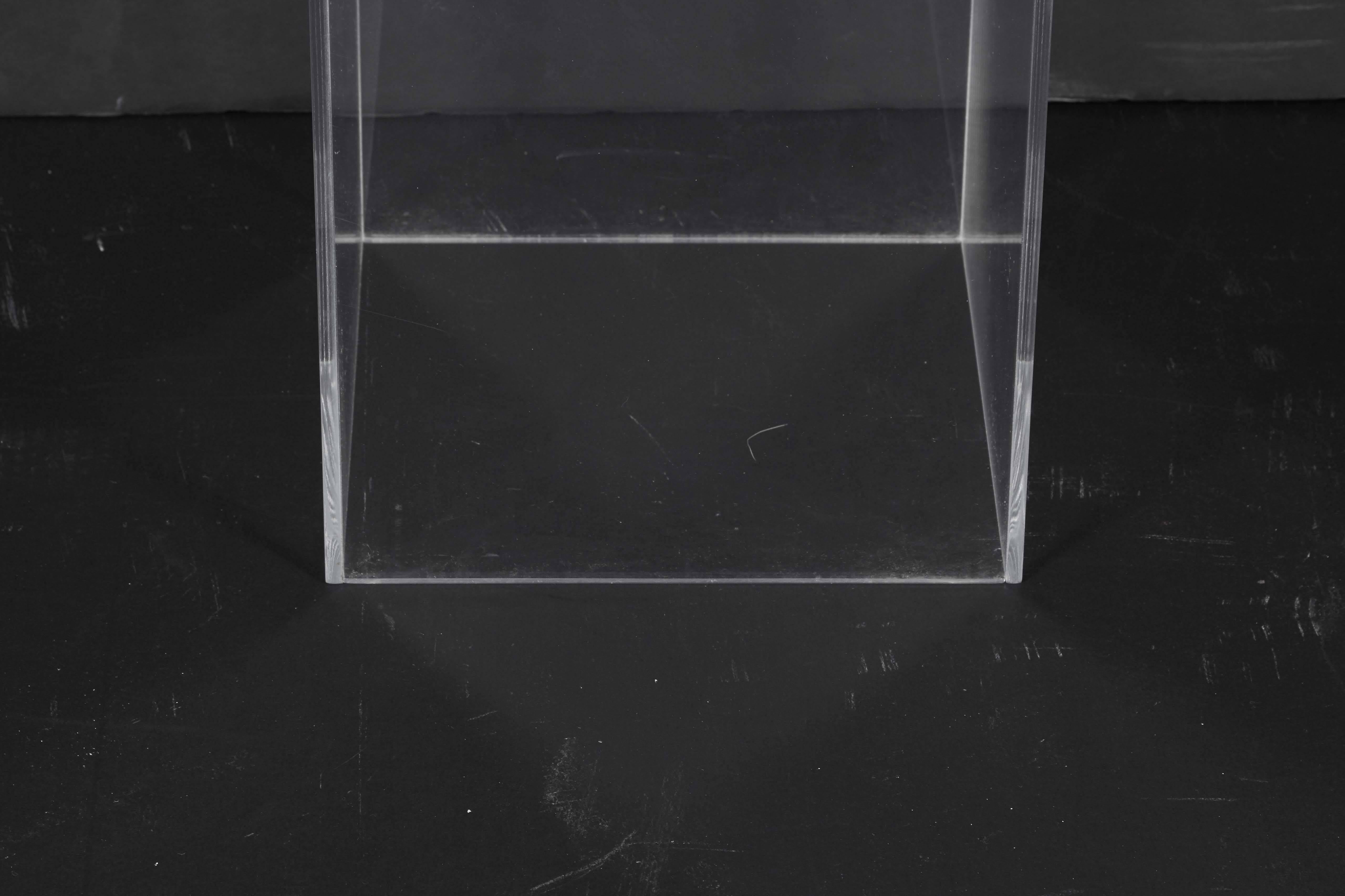 Clear Acrylic Pedestal In Good Condition In New York, NY