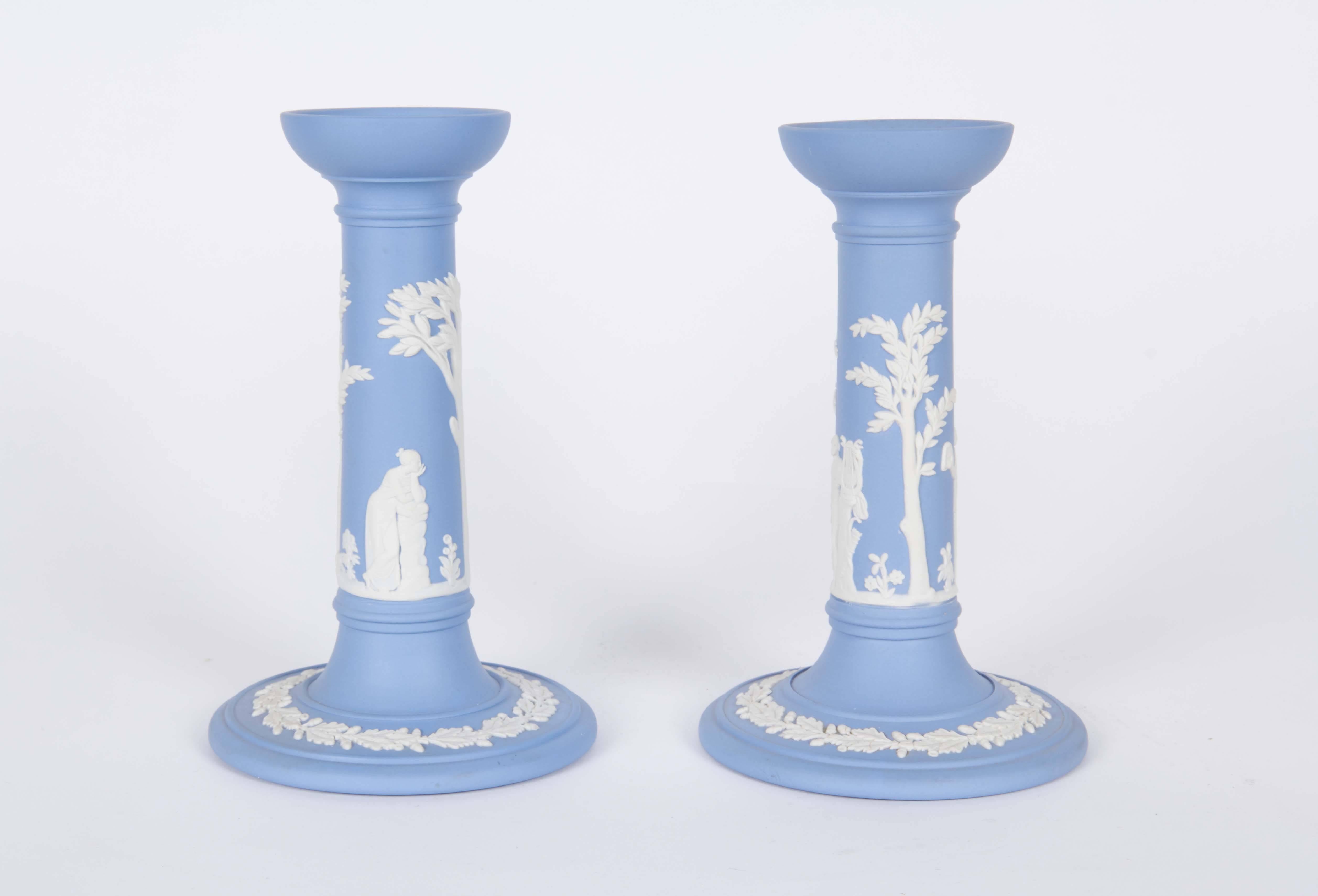 Paar Kerzenleuchter und Schale aus Jaspis von Wedgwood (Porzellan)