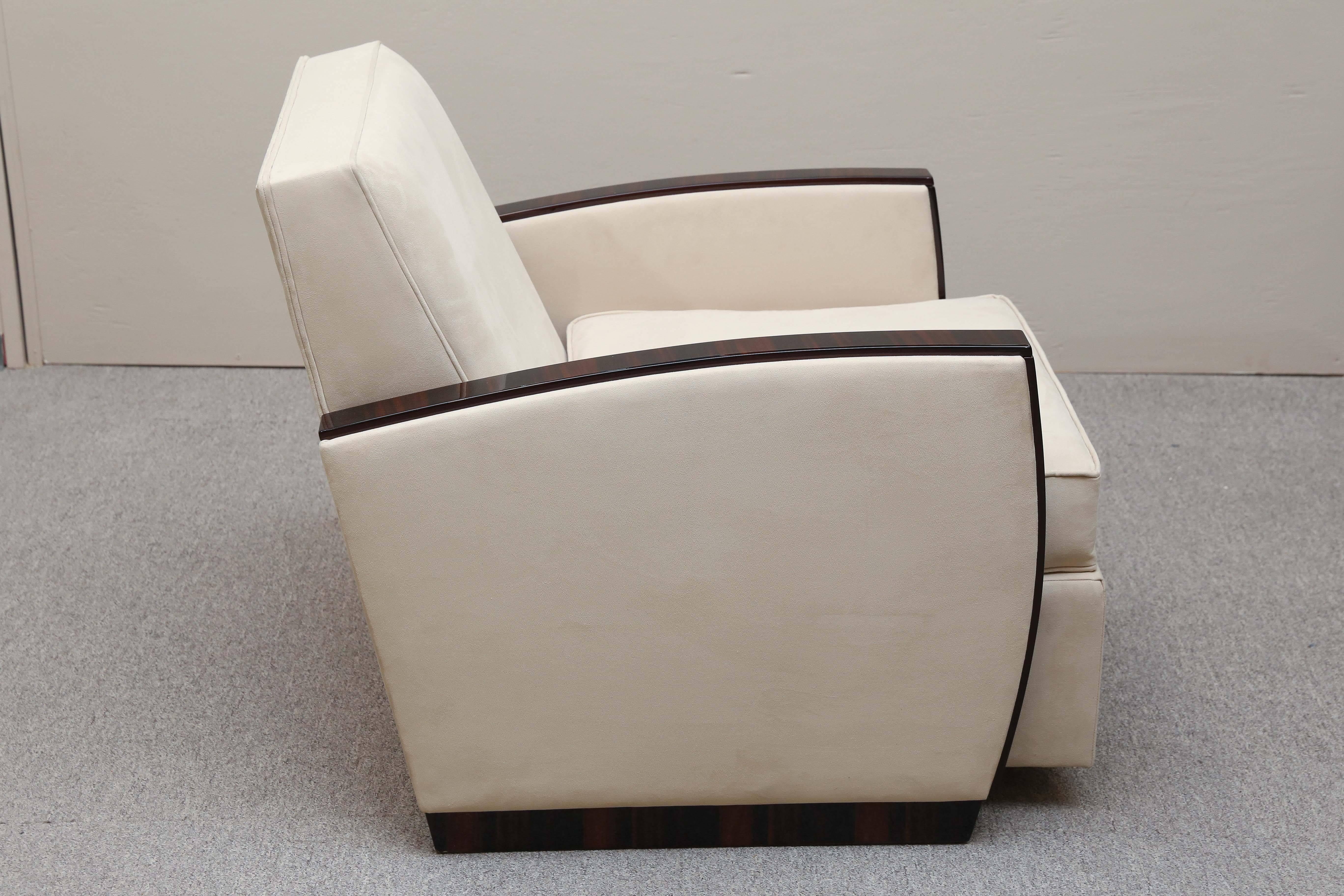 Pair of Art Deco Armchairs in Macassar In Excellent Condition In Houston, TX