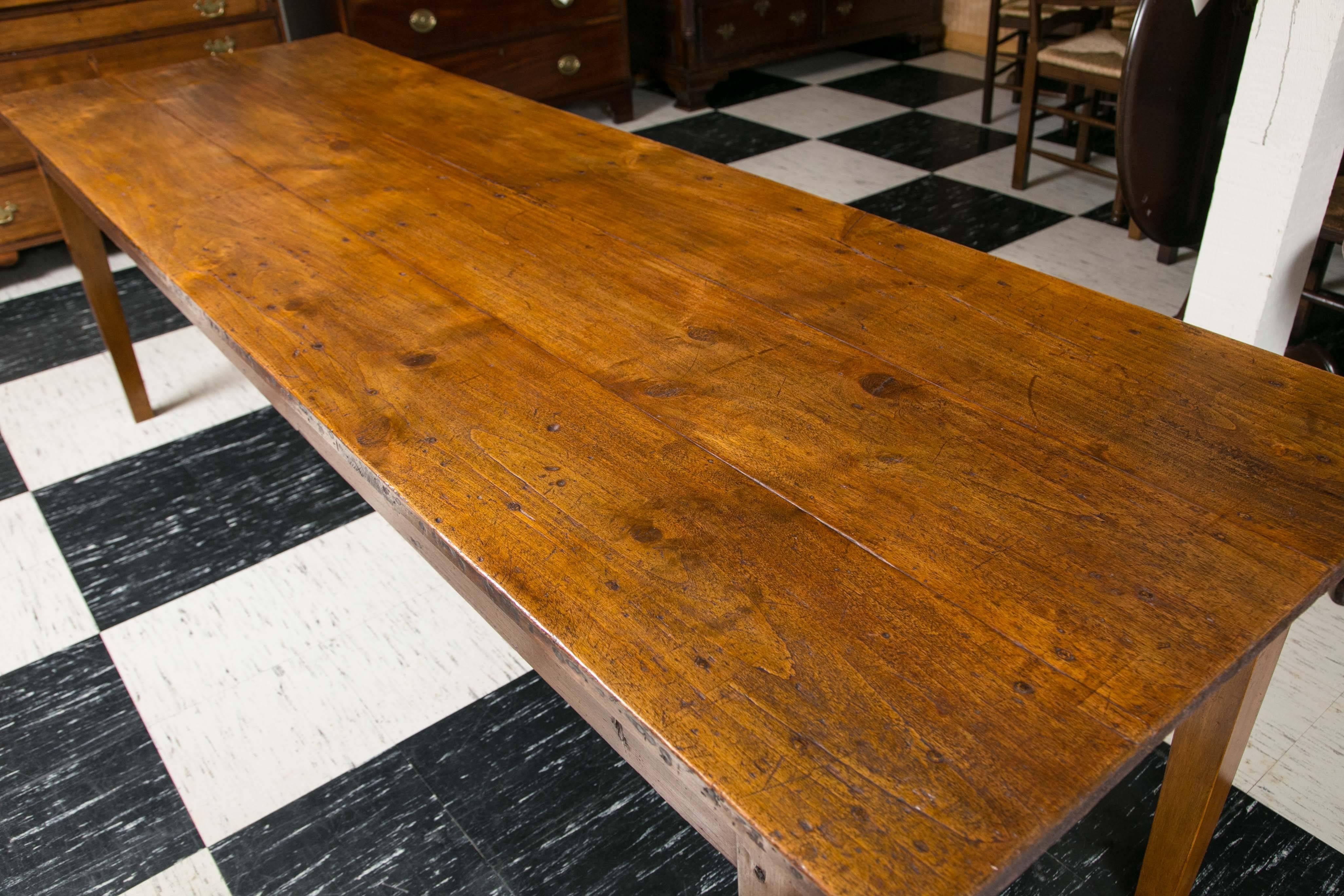 Antique French Poplar Farm Table In Excellent Condition In Woodbury, CT