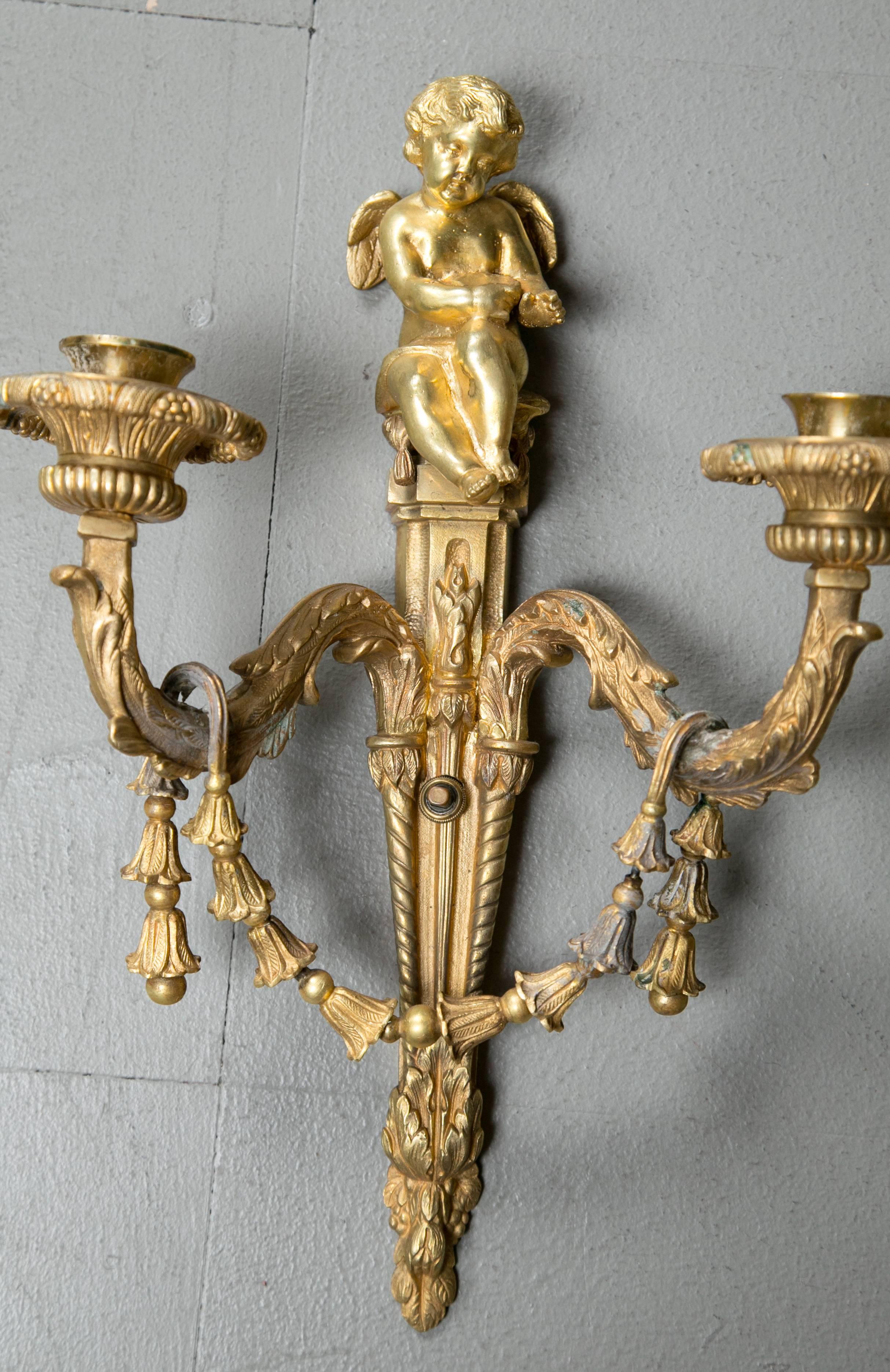 Pair of Gilt Bronze Sconces In Excellent Condition For Sale In Stamford, CT