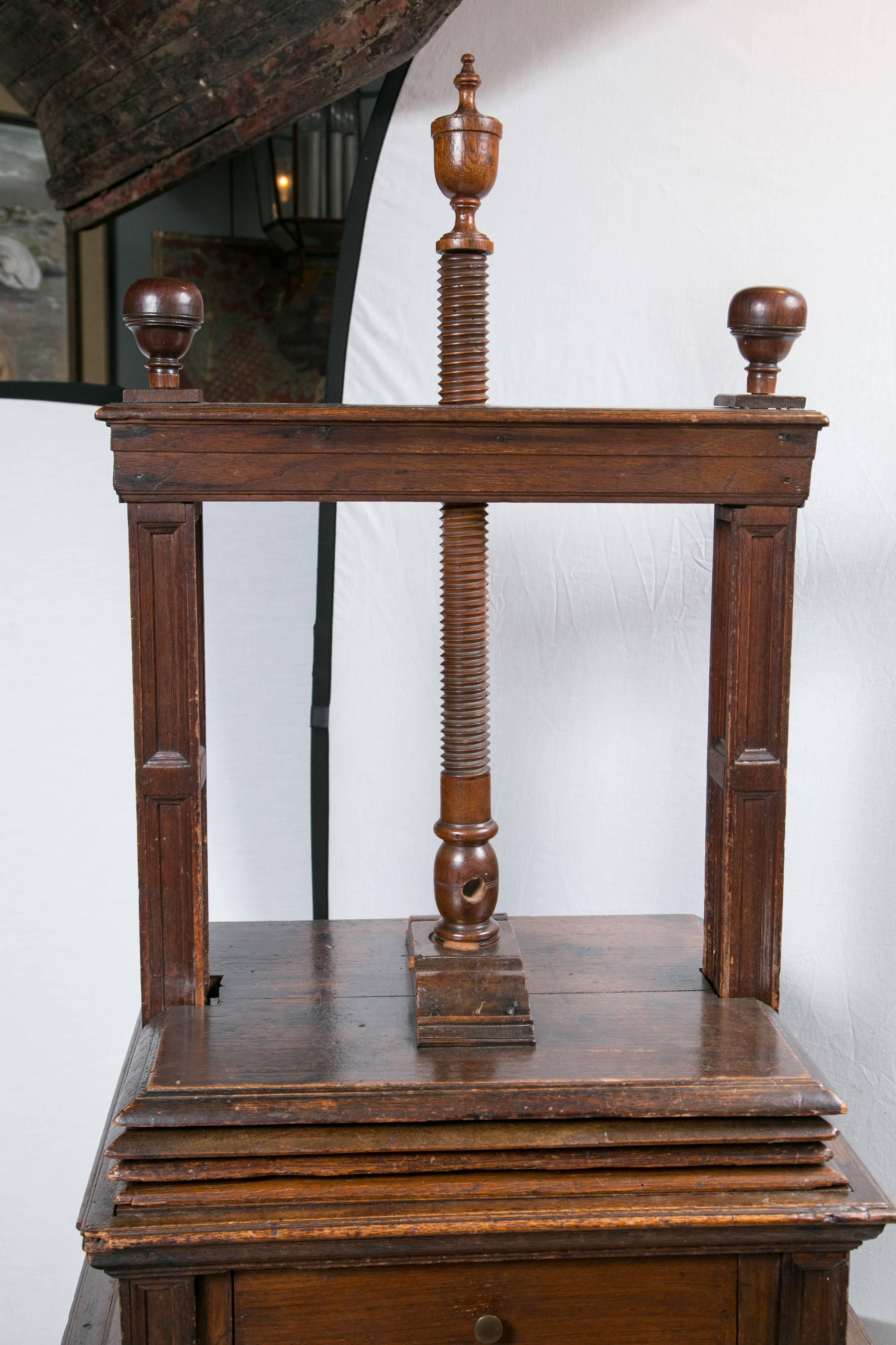 Antique Dutch Book Press 1