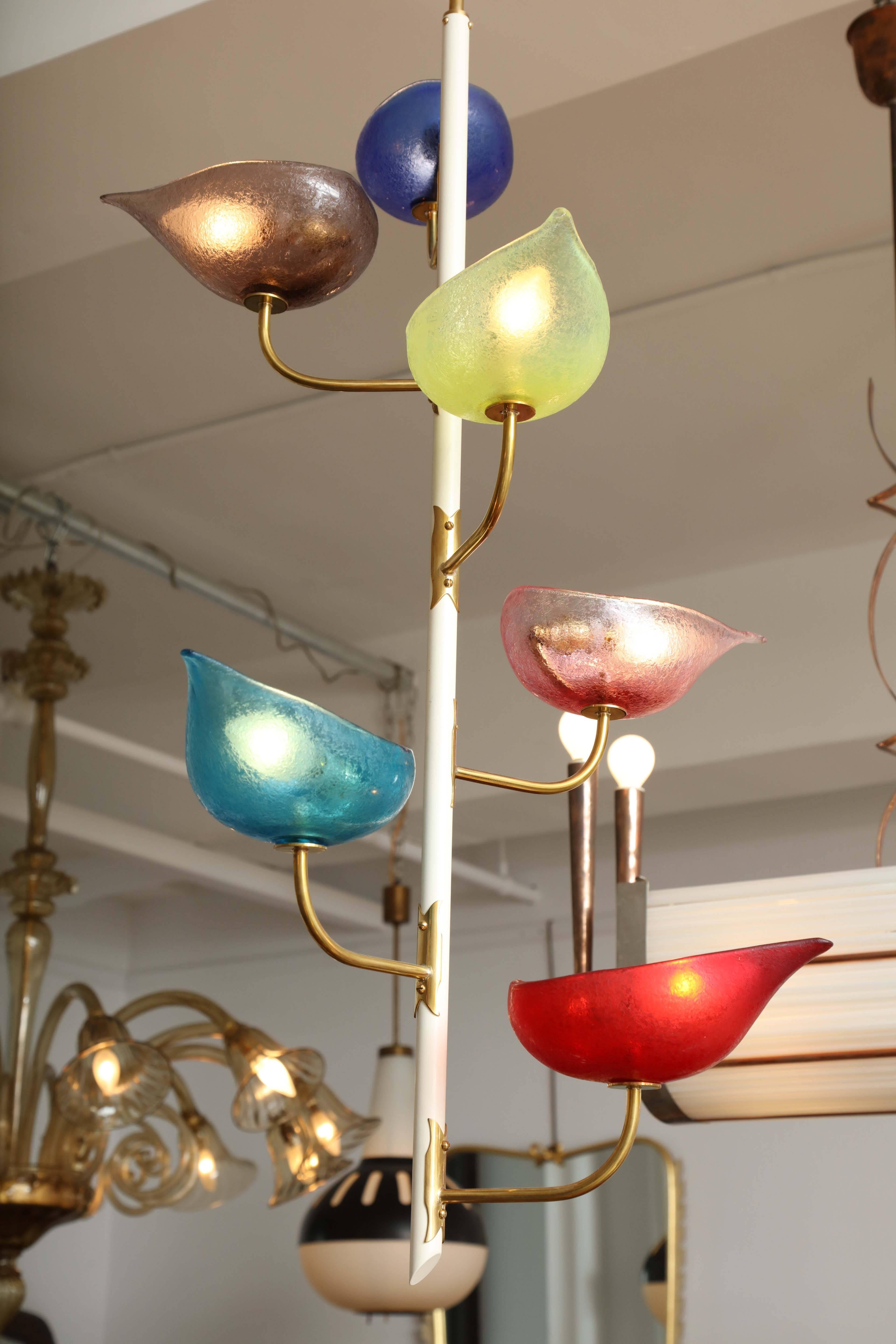 Seguso Pendant Light, Made in Italy  In Excellent Condition For Sale In New York, NY