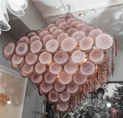 Grand lustre à disques en verre de Murano violet en forme de double pyramide